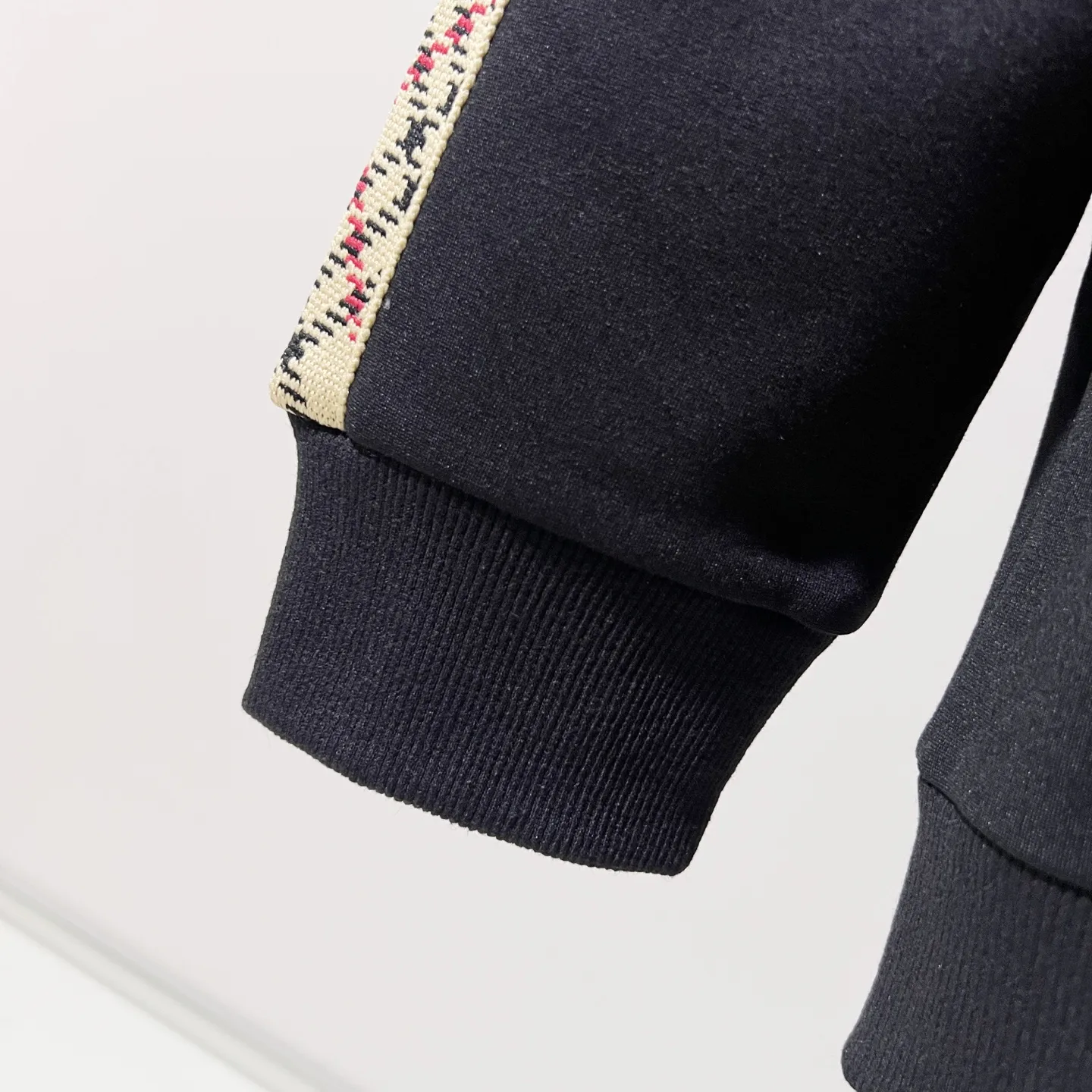 Check-Trim Embroidered Logo Zip-Up Hoodie D20020058 — view 8