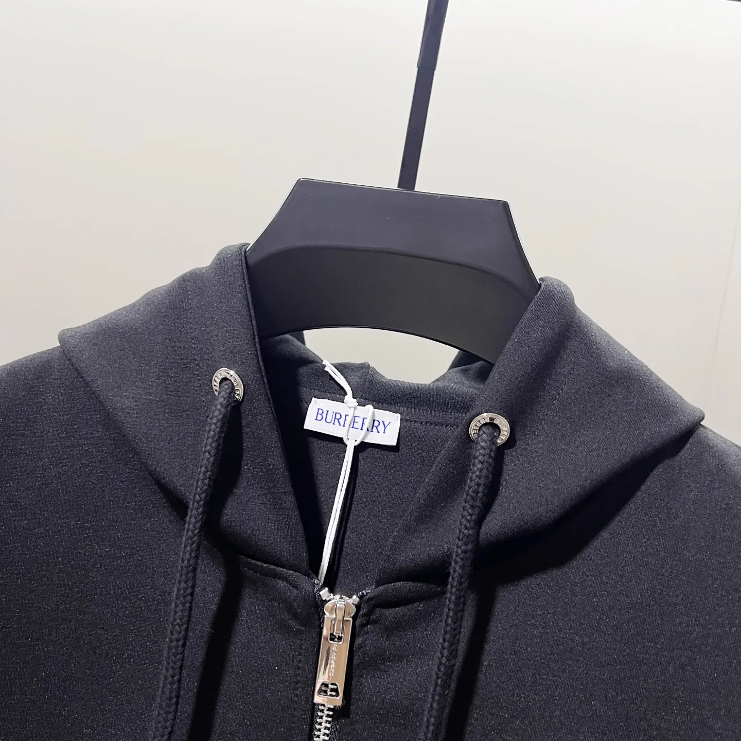 Logo Embroidery Zip-Up Hoodie D20020056 — view 3