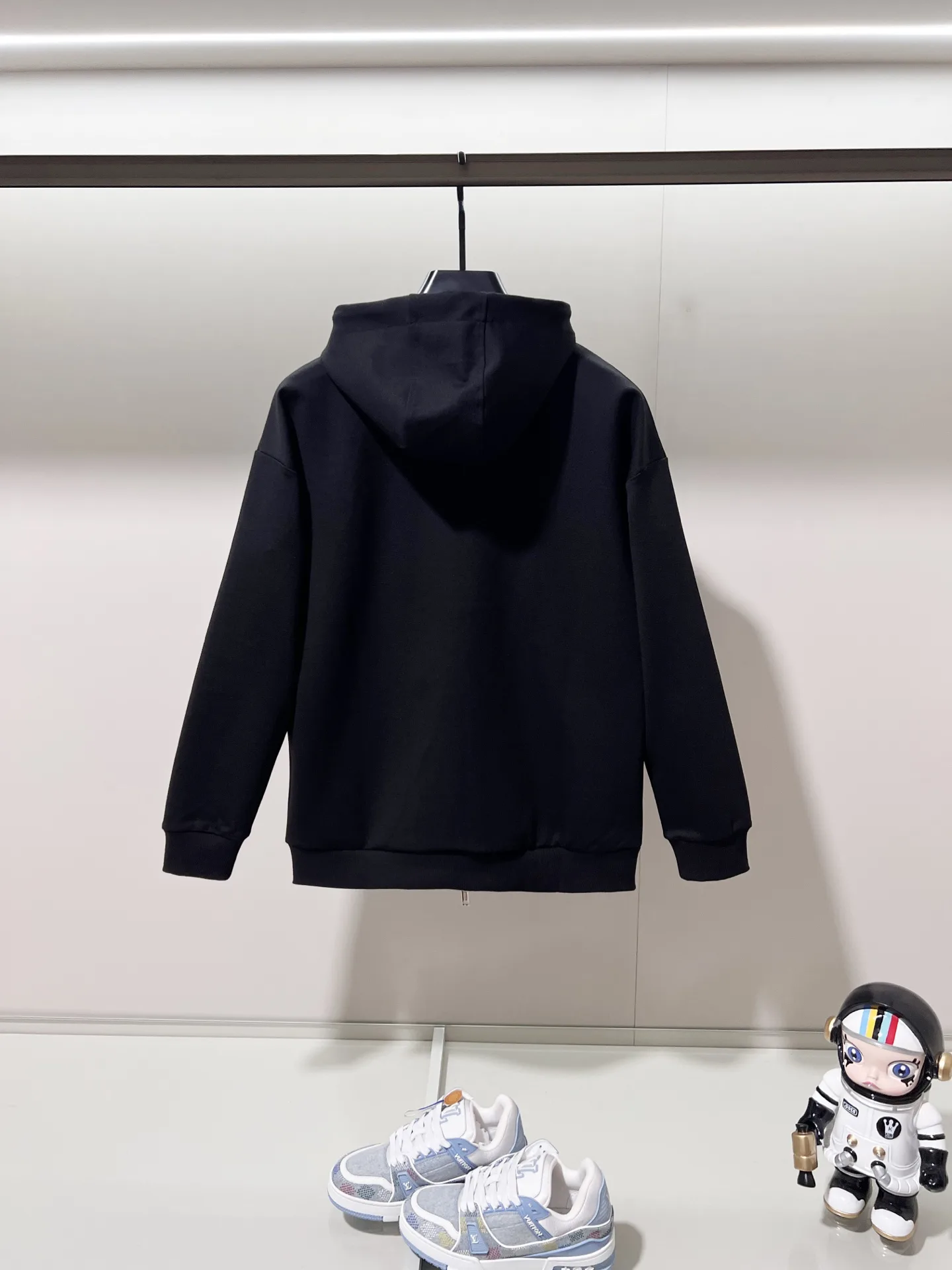 Check Logo Patch Zip-Up Hoodie D20020051 — view 2