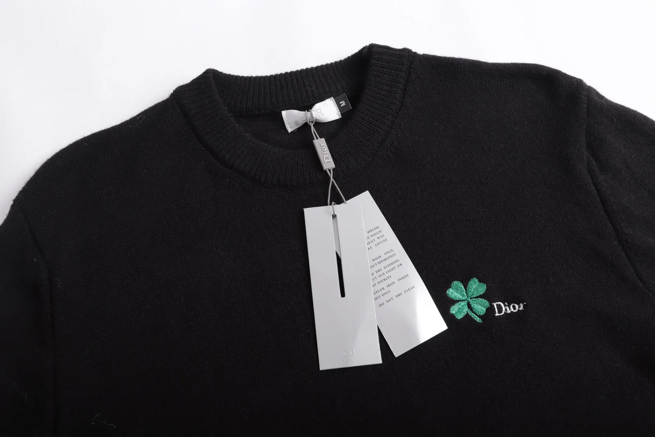 Four-Leaf Clover Embroidered Wool Sweater D20022062 — view 3
