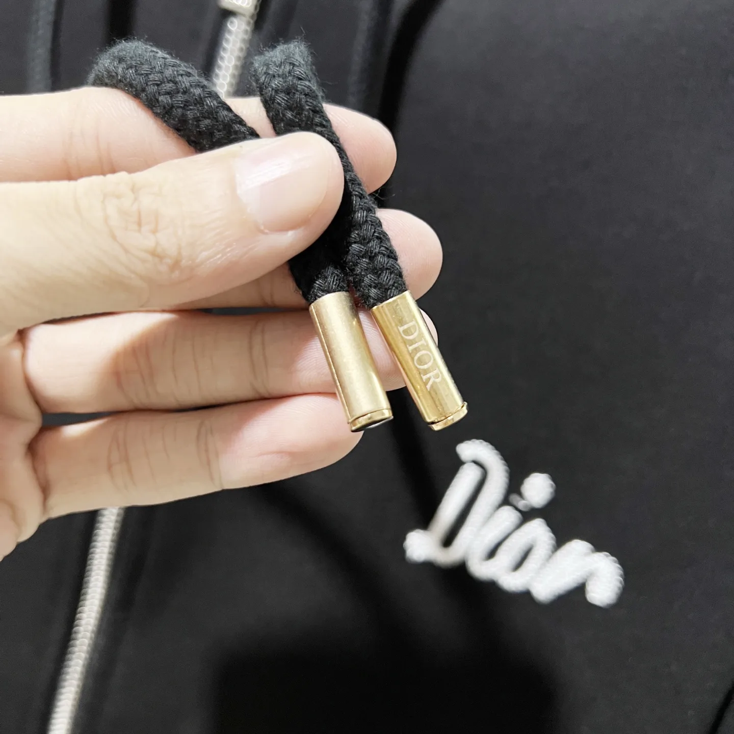 Logo-Embroidered Zip-Up Hoodie with Taped Sleeves D20020063 — view 10