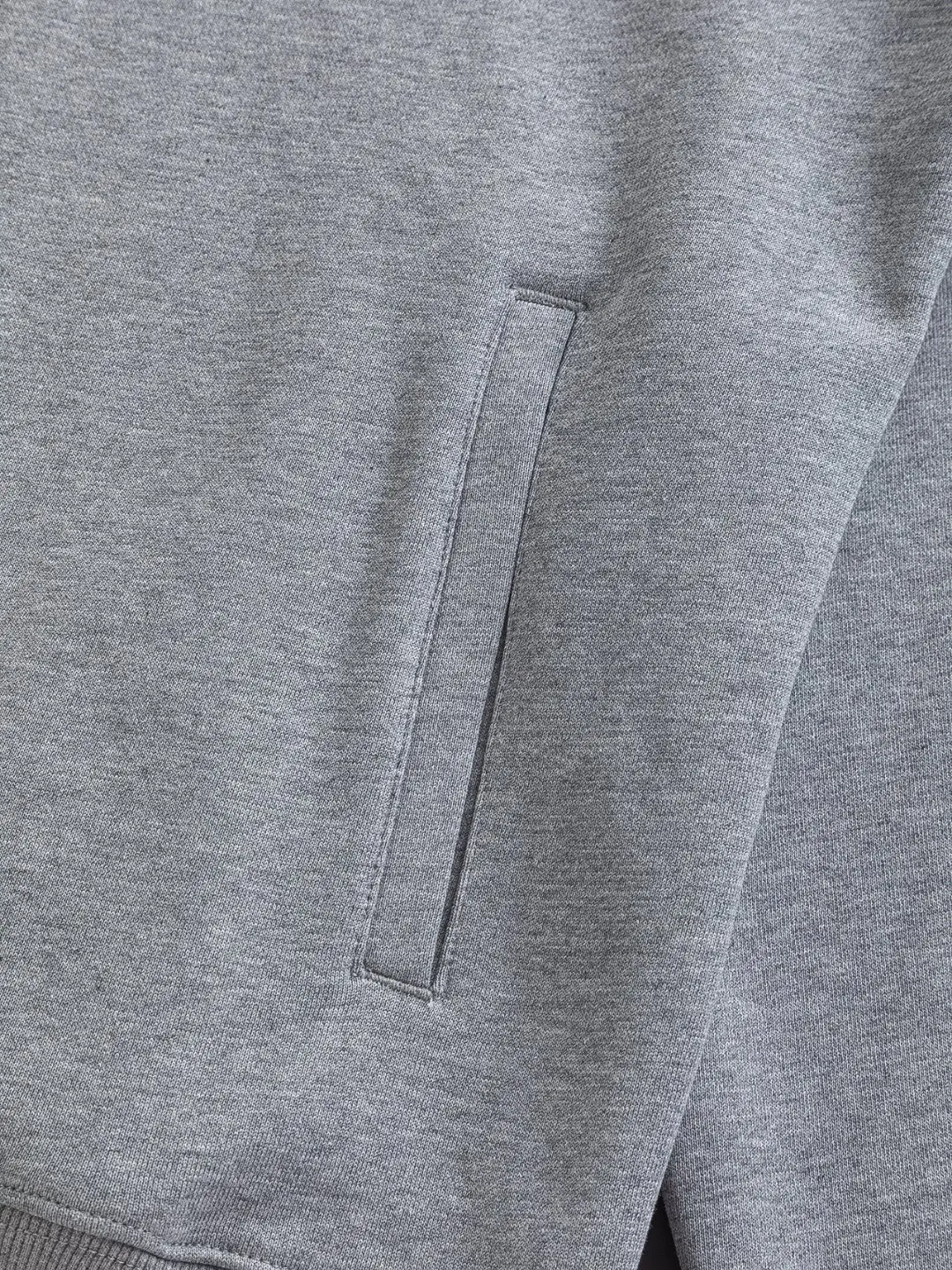 Logo-Embroidered Quarter-Zip Sweatshirt D20022831 — view 9