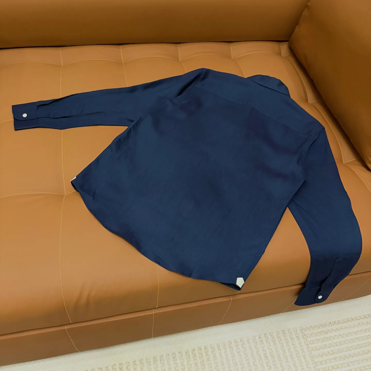 Embroidered Logo Long-Sleeve Linen Shirt D20021353 — view 2