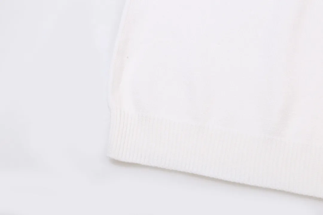 MM6 Logo Jacquard Crew-Neck Sweater D20022064 — view 9