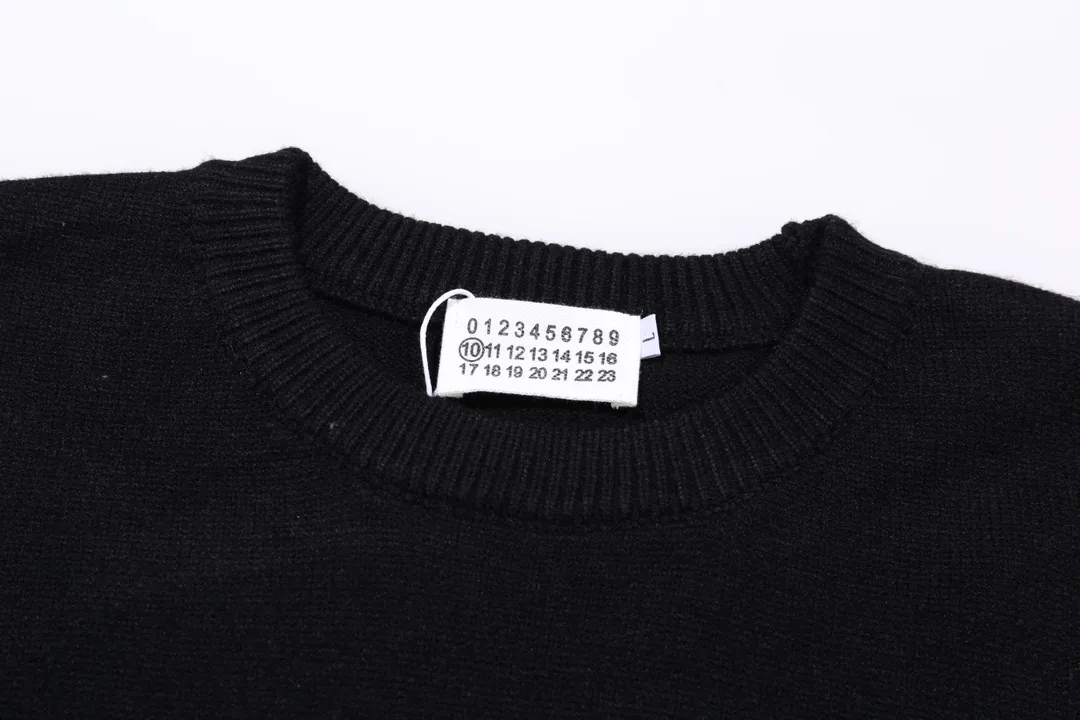 MM6 Maison Margiela Logo Jacquard Crew-Neck Sweater D20022065 — view 3