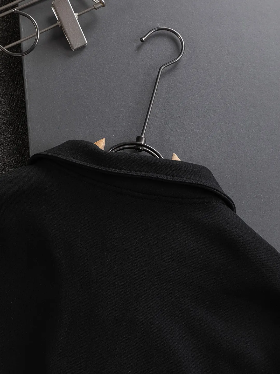 Triangle Logo Half-Zip Sweatshirt D20022827 — view 6