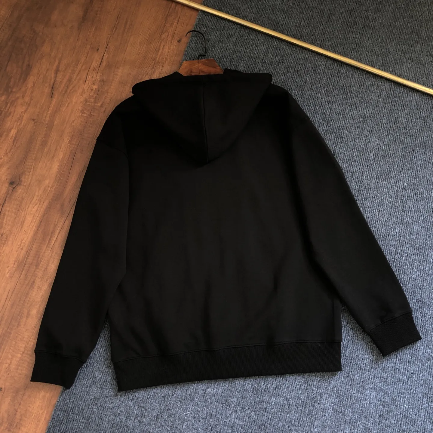 Logo-Badge Zip-Up Hooded Sweatshirt D20020089 — view 2