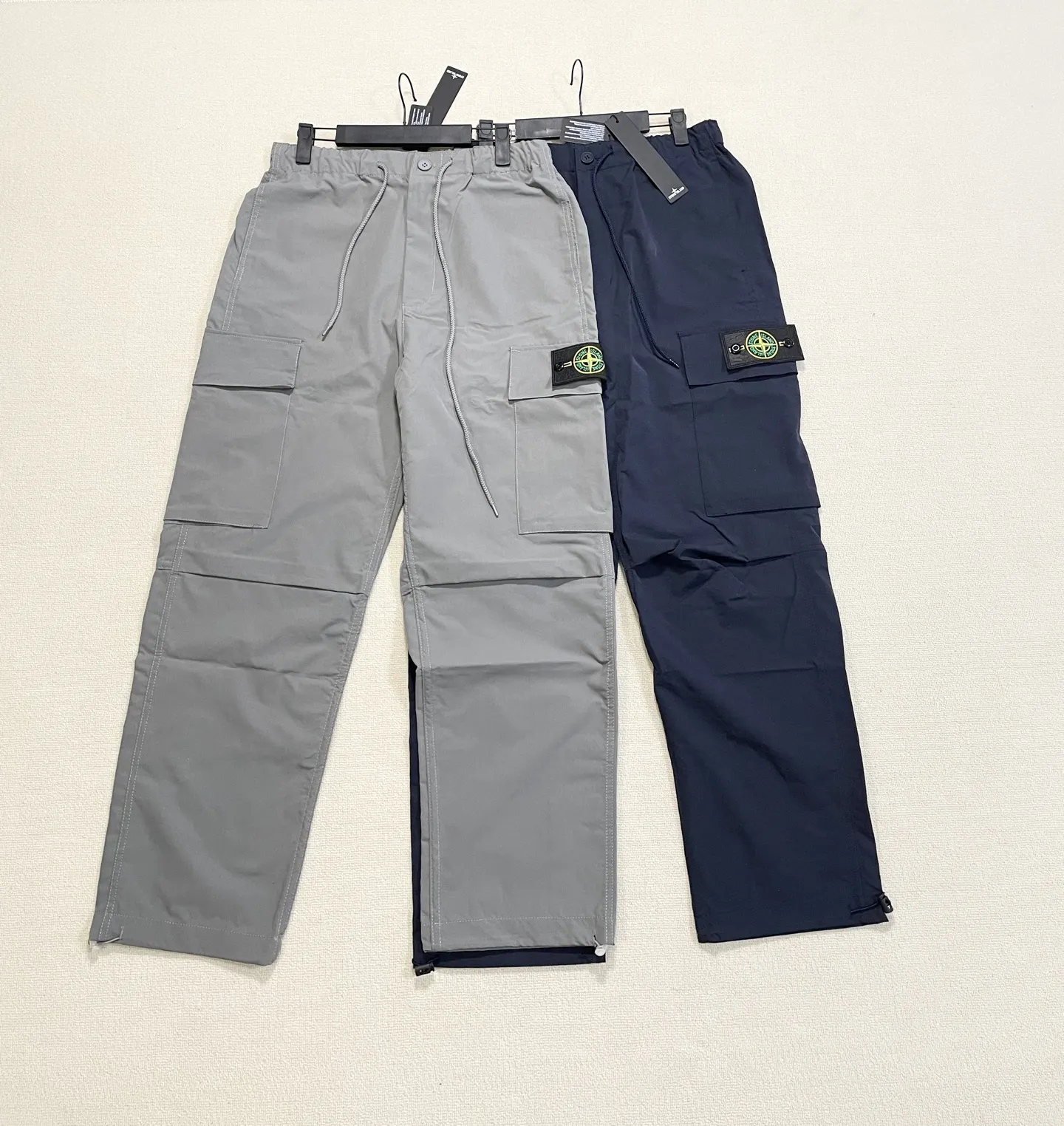 Stone Island Garment-Dyed Cargo Trousers D20020227 — view 7