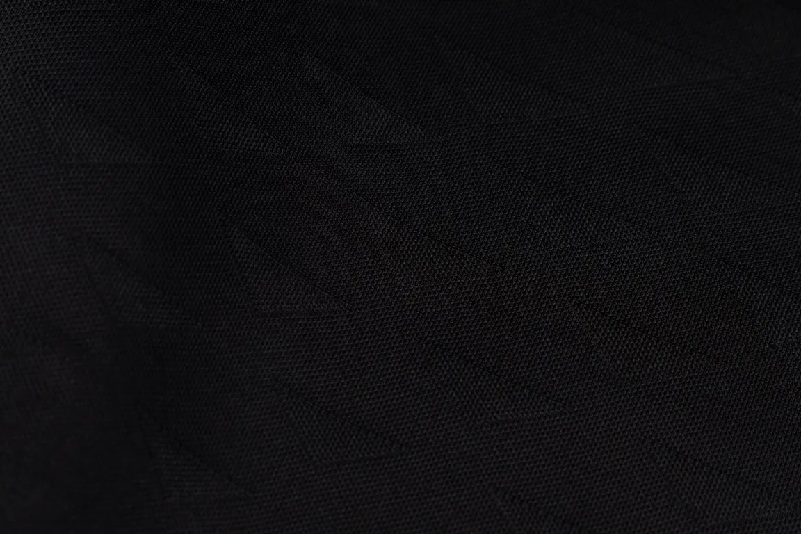 Triangle Jacquard Crew-Neck Sweatshirt D20019897 — view 11