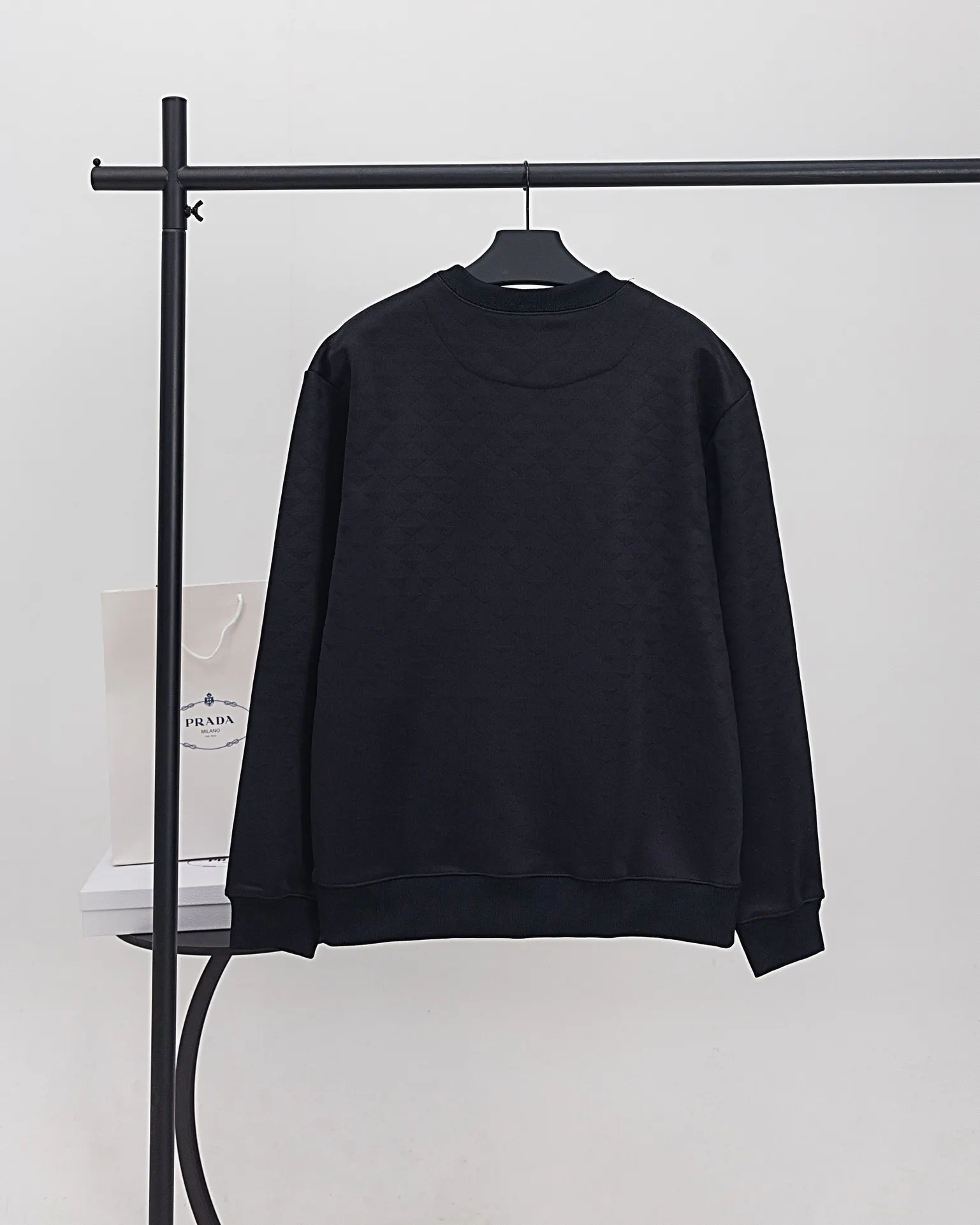 Triangle Jacquard Crew-Neck Sweatshirt D20019896 — view 2