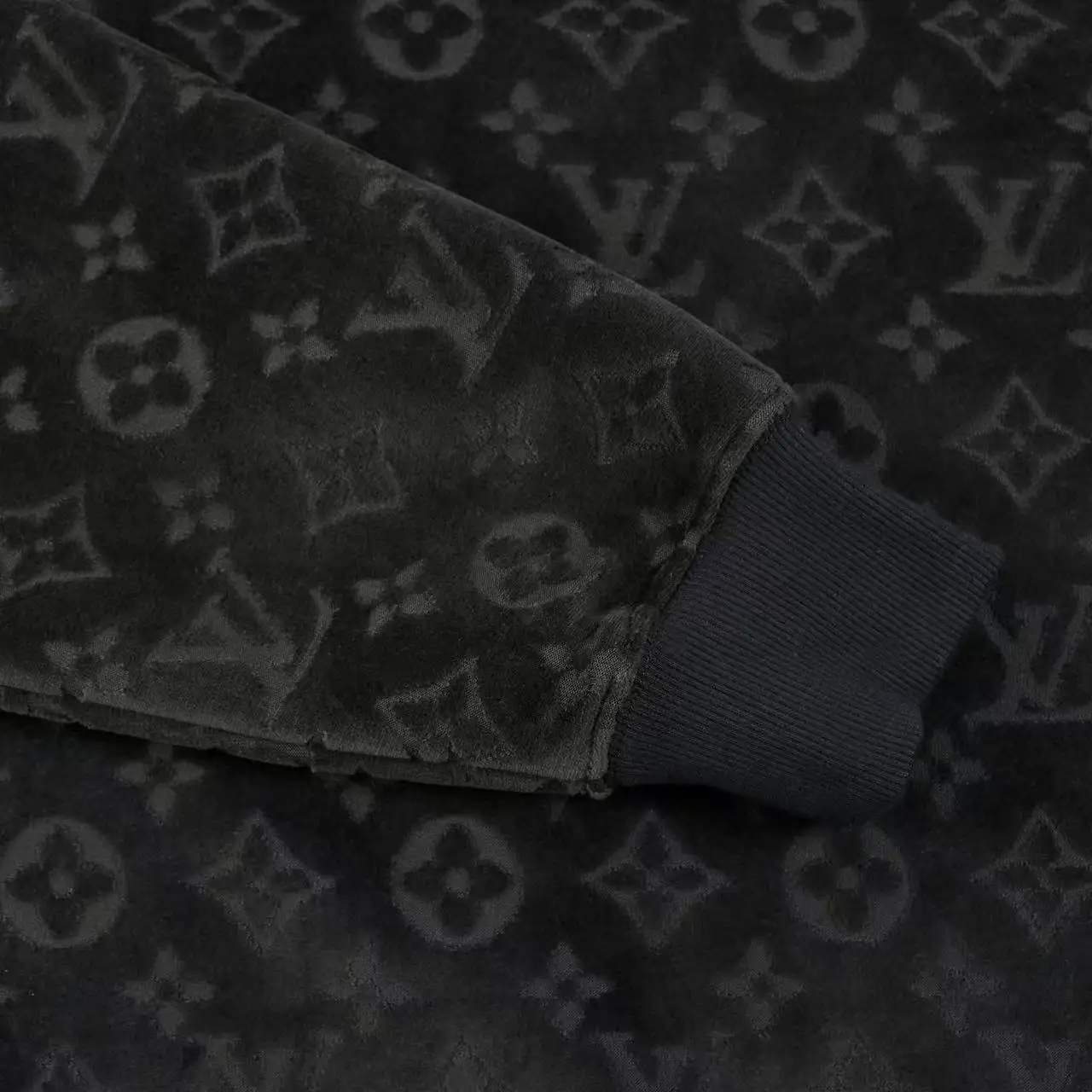 Monogram Jacquard Fleece Sweatshirt D21020344 — view 9