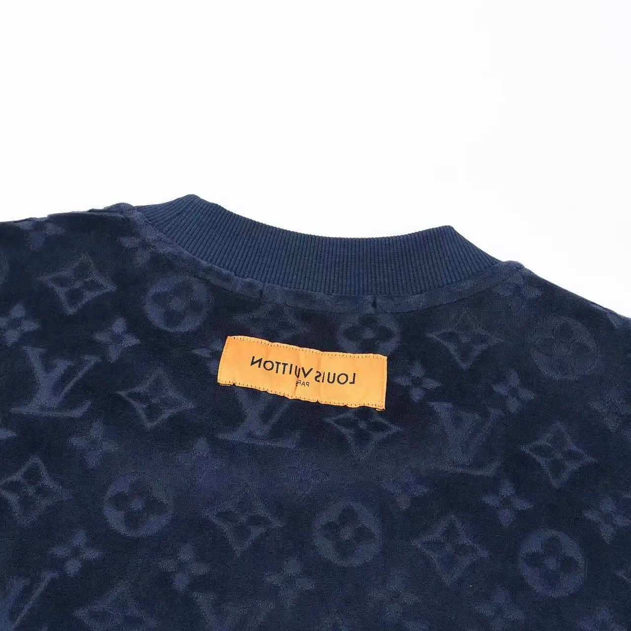 Monogram Jacquard Fleece Crew-Neck Sweatshirt D21020342 — view 4
