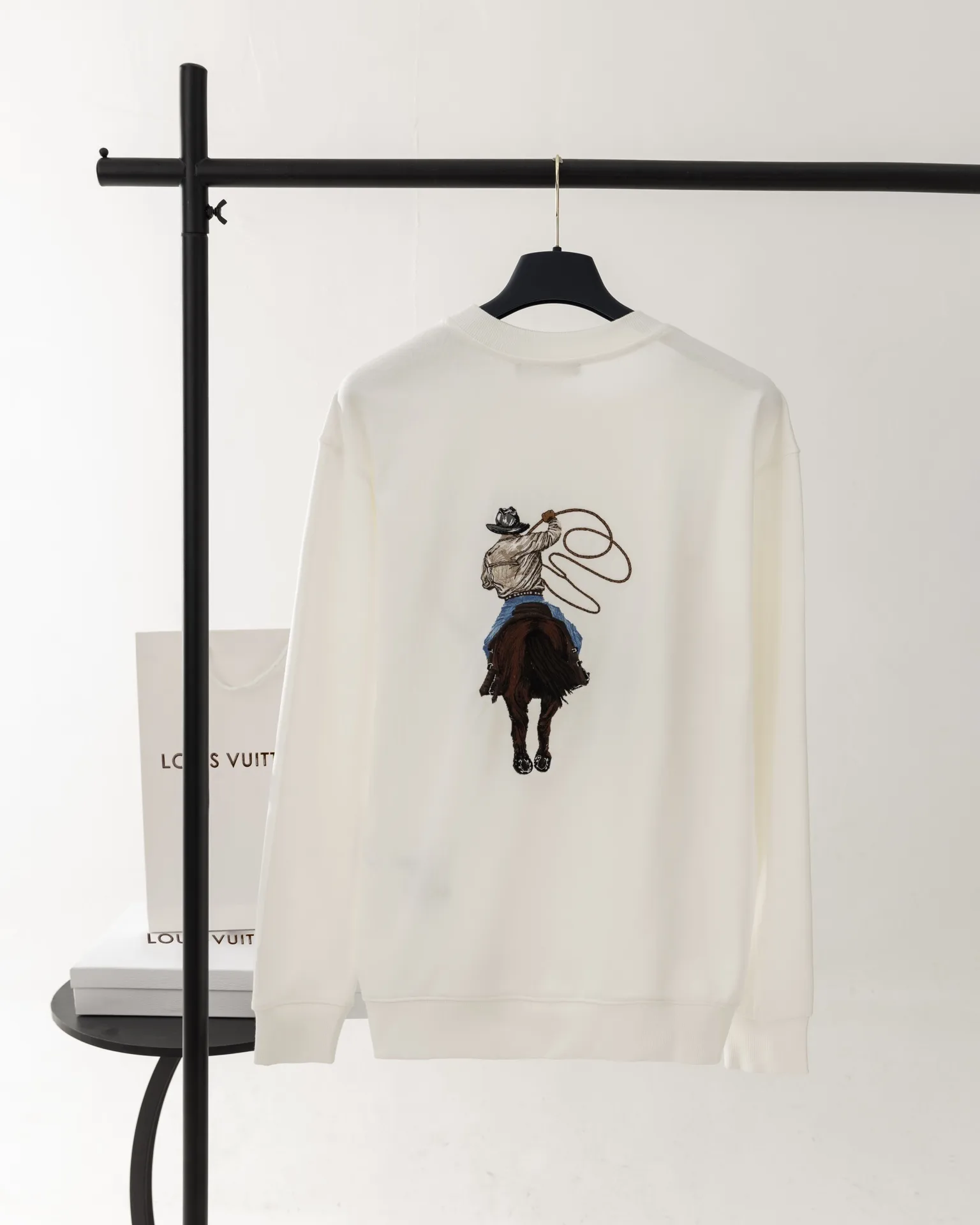 Embroidered Cowboy Motif Cotton Sweatshirt D21019894 — view 2