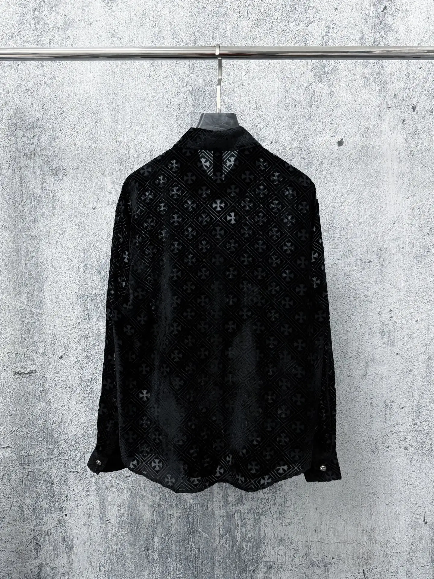 Monogram Devoré Velvet Long-Sleeve Shirt D21523561 — view 2