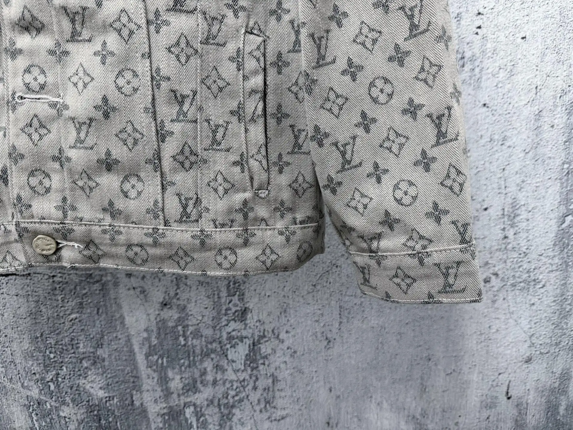 Monogram Washed Denim Jacket D21523464 — view 6