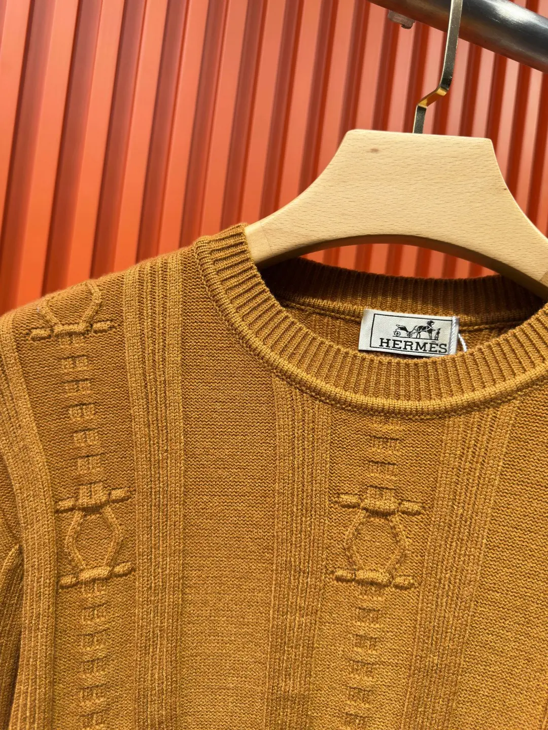 Embroidered Logo Wool-Cashmere Blend Sweater D21522026 — view 5
