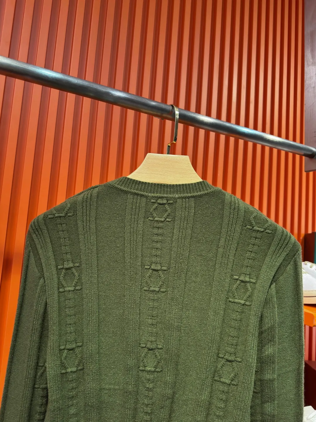 Logo-Embroidered Wool and Cashmere-Blend Sweater D21522027 — view 10