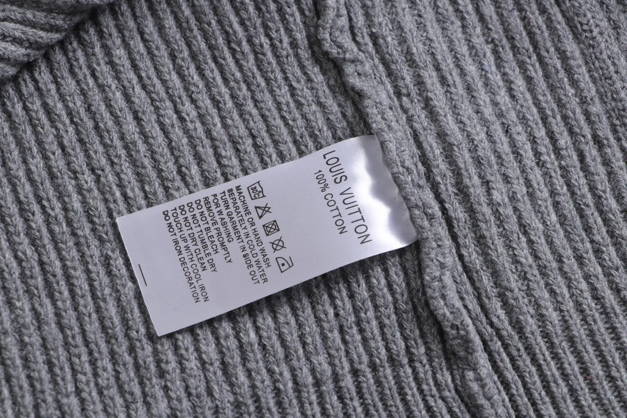 Logo-Embroidered Ribbed Wool Cardigan D22022056 — view 9