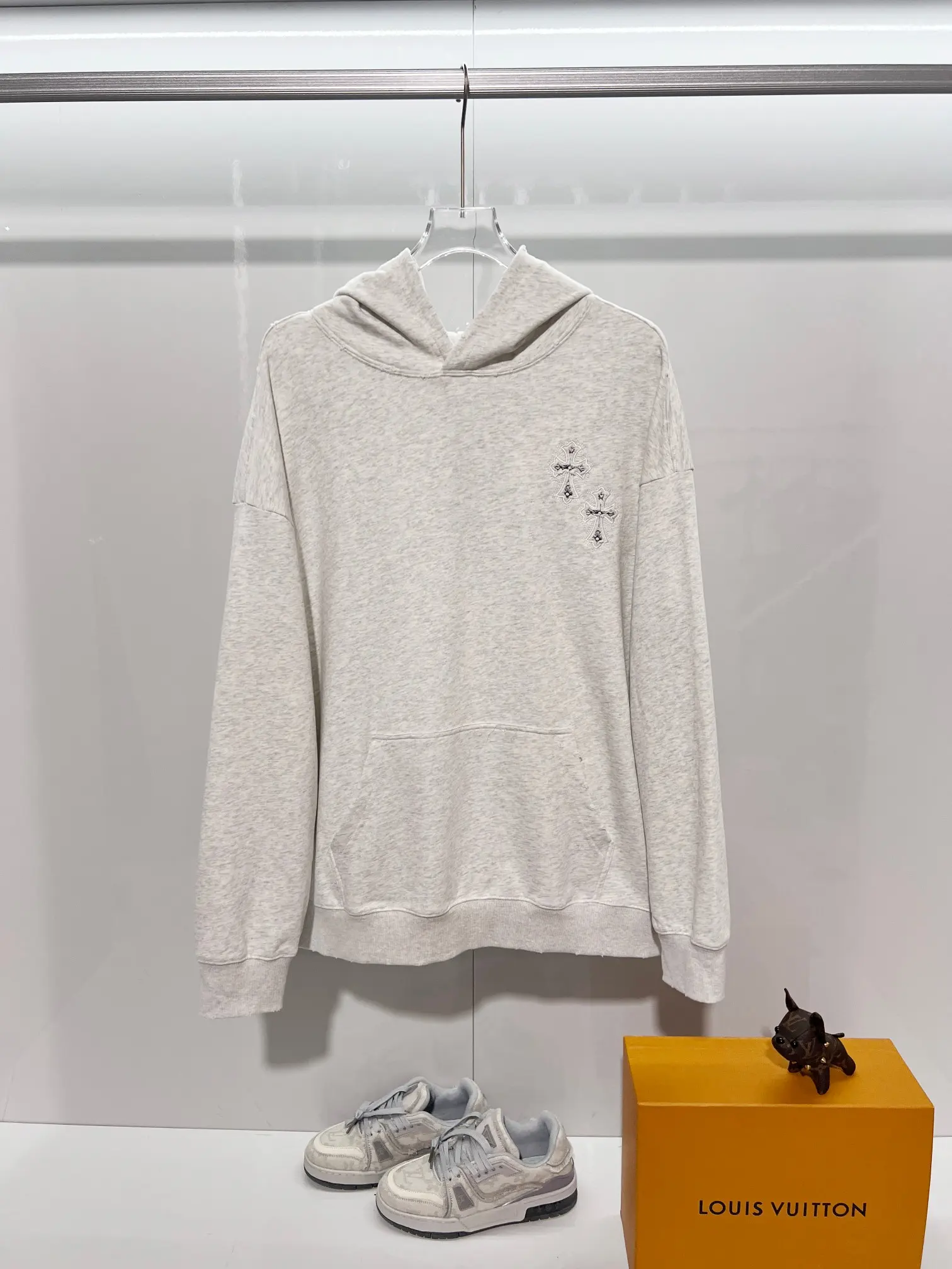 Embroidered Cross Logo Distressed Hoodie D22022843