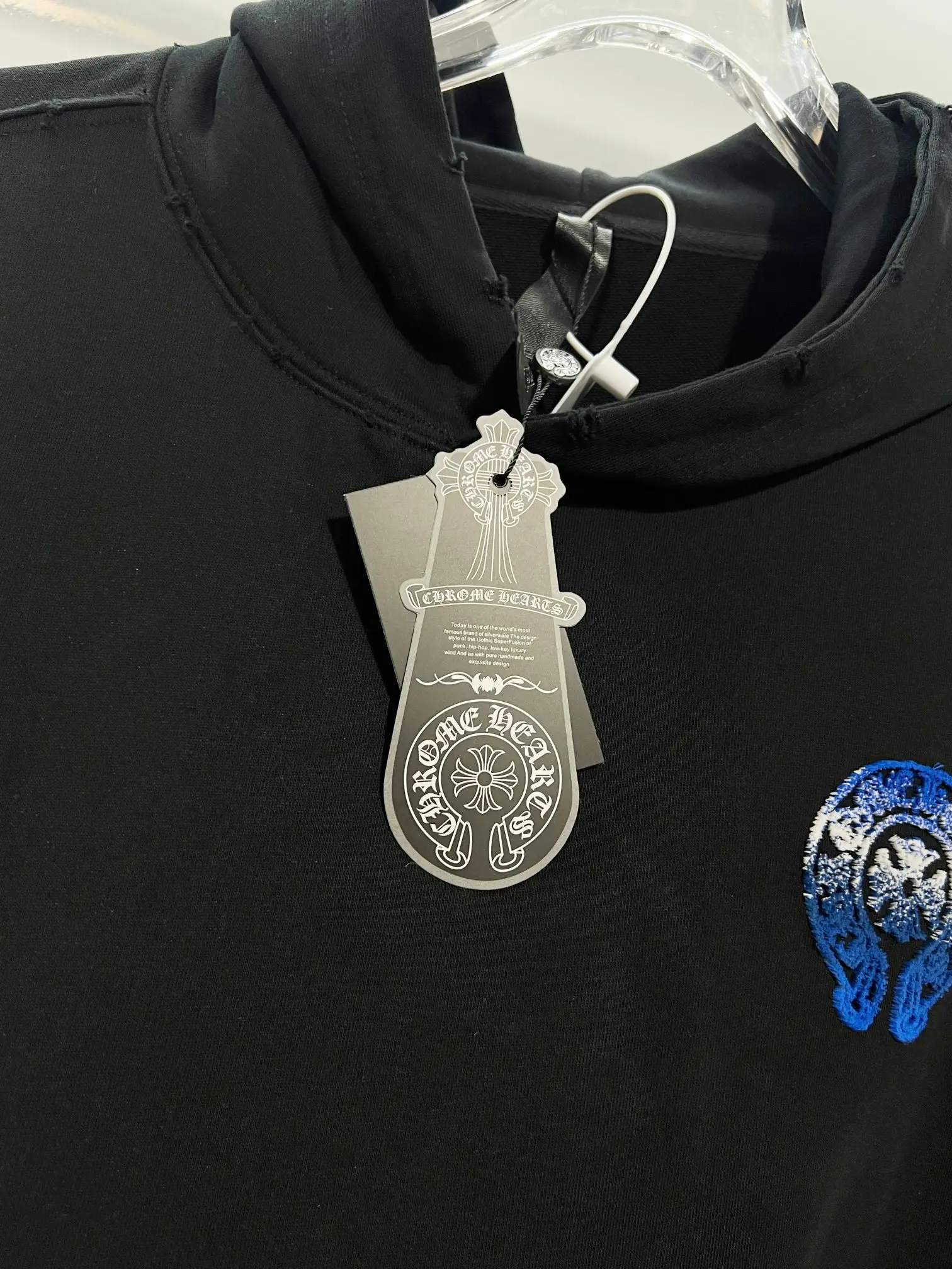 Chrome Hearts Embroidered Horseshoe Logo Hoodie D22022844 — view 6
