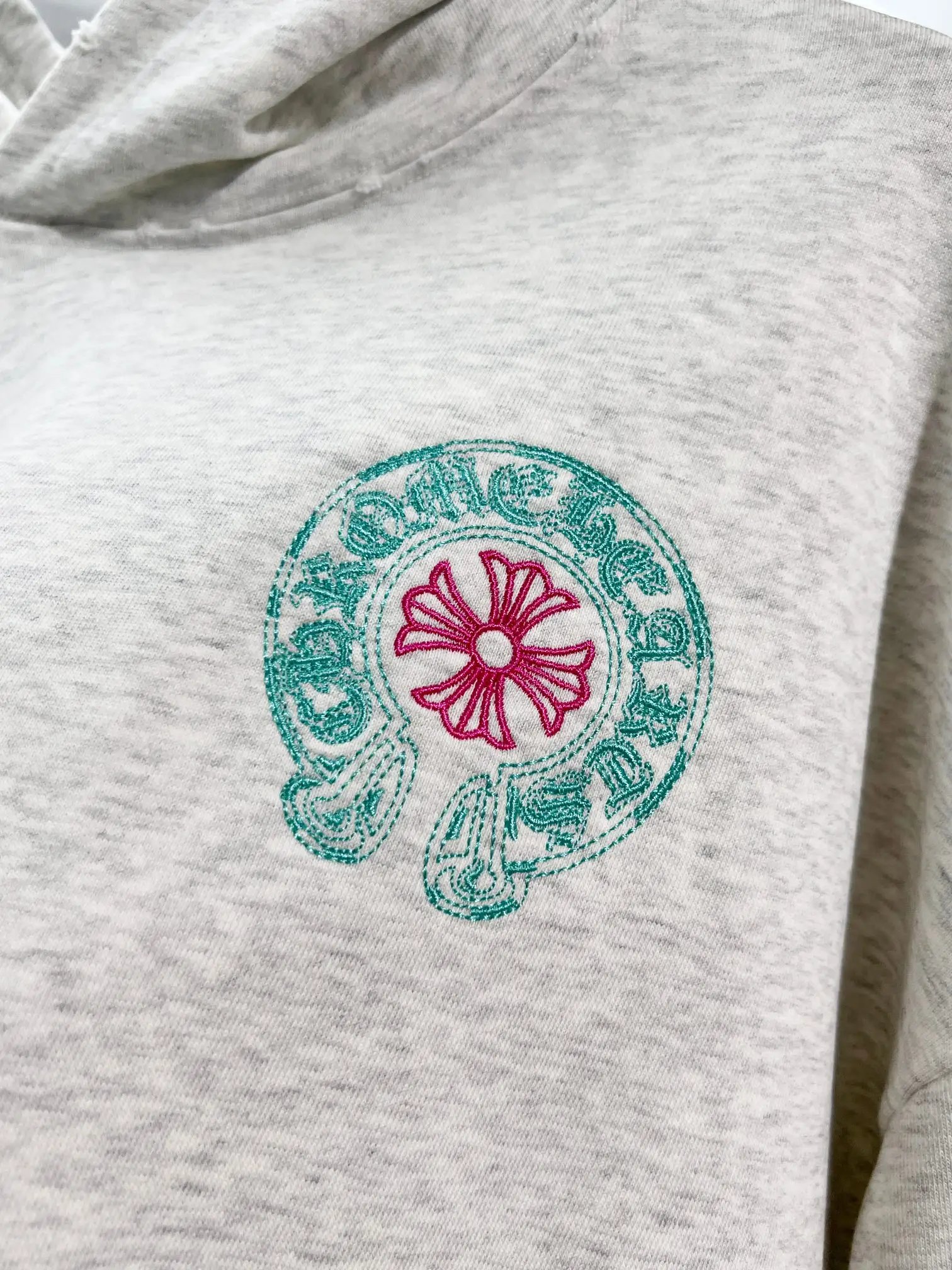 Logo Embroidery Distressed Cotton Hoodie D22022851 — view 4