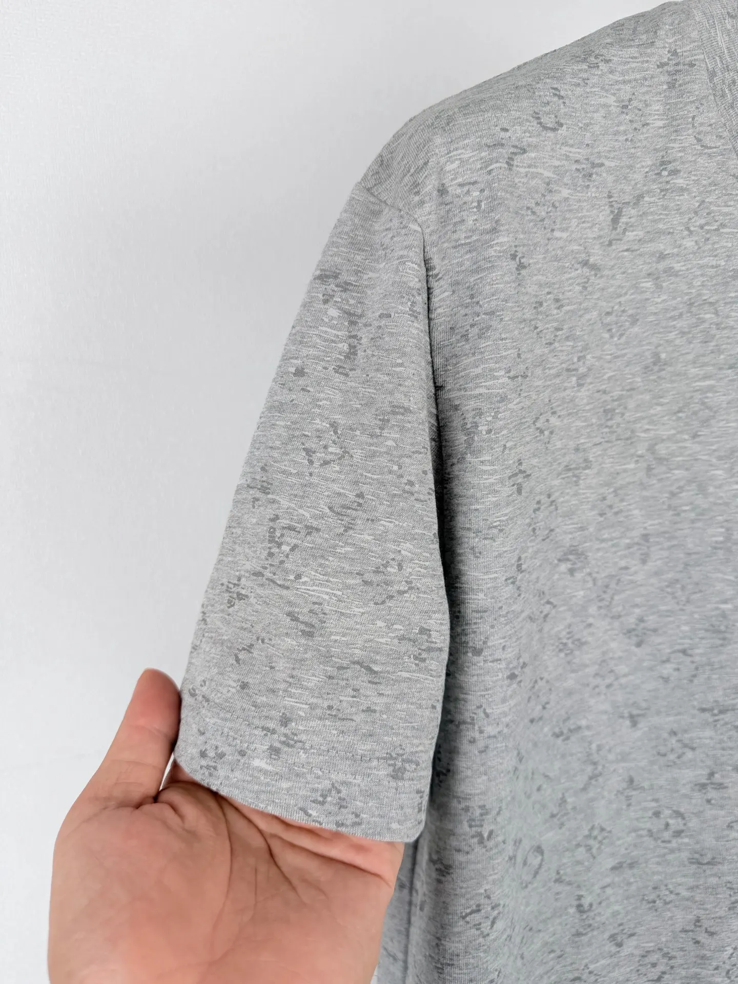 Monogram Reflective Print Cotton T-Shirt D22021563 — view 9