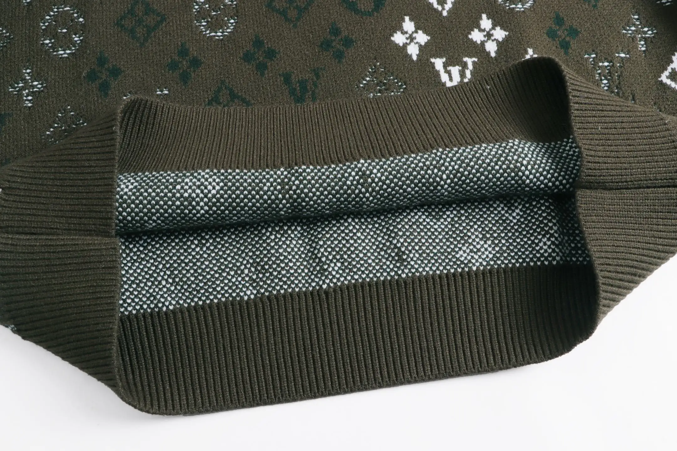 Monogram Jacquard Crew-Neck Wool Sweater D22022057 — view 5
