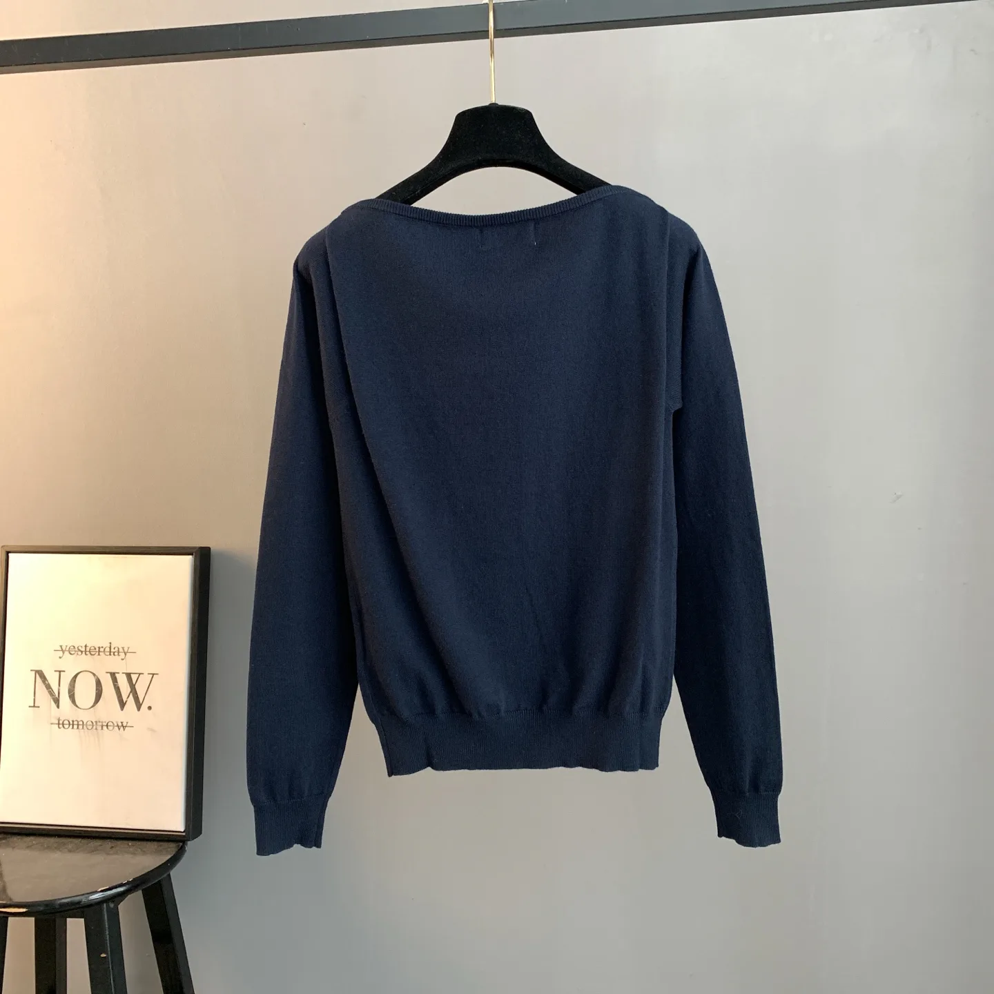 Off-the-Shoulder Wool Knit Sweater D22022893 — view 2