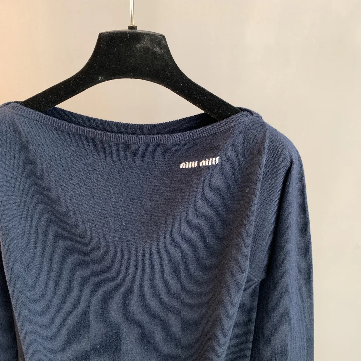 Off-the-Shoulder Wool Knit Sweater D22022893 — view 3