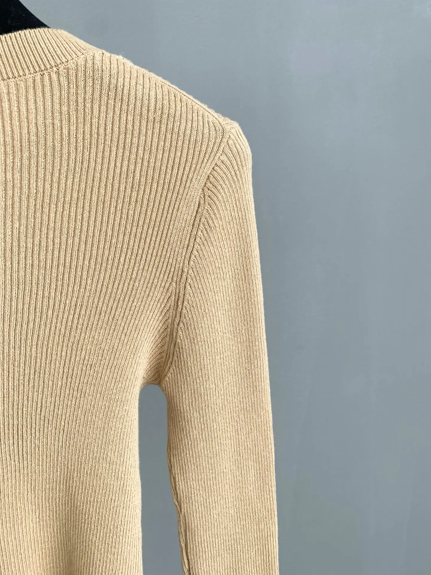Logo Intarsia Ribbed Wool Sweater D22022762 — view 3