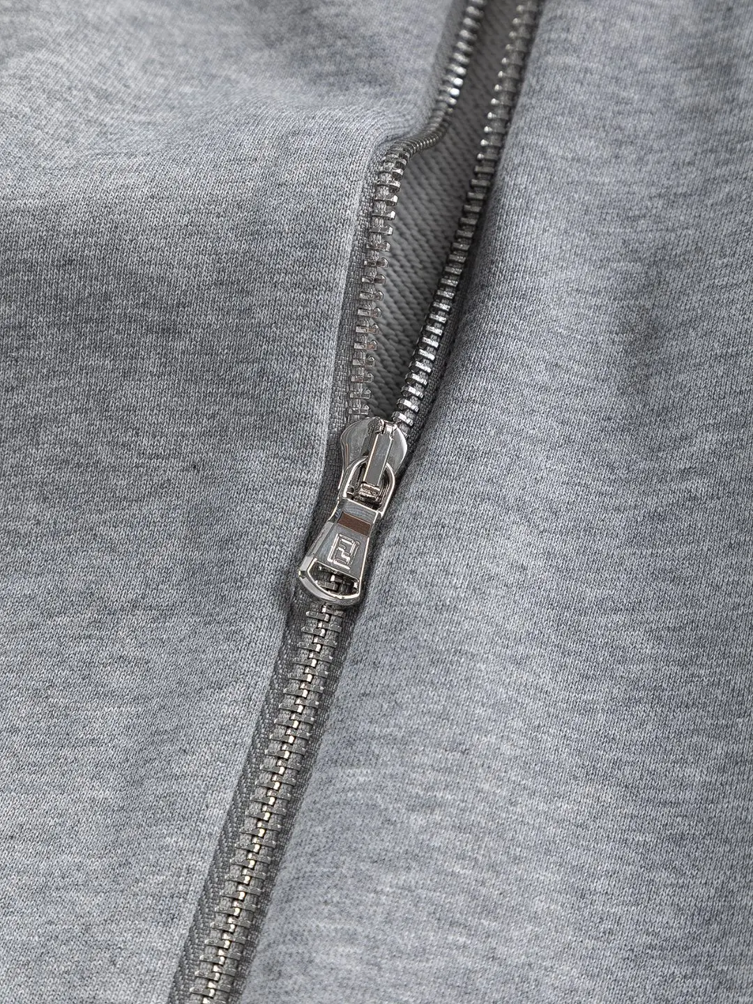 Logo-Embroidered Zip-Up Hooded Gilet D22522822 — view 6