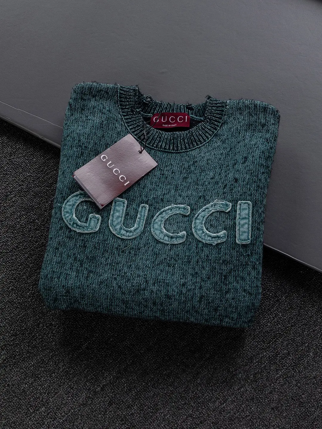 Logo-Embroidered Wool and Cashmere-Blend Sweater D22522817 — view 3