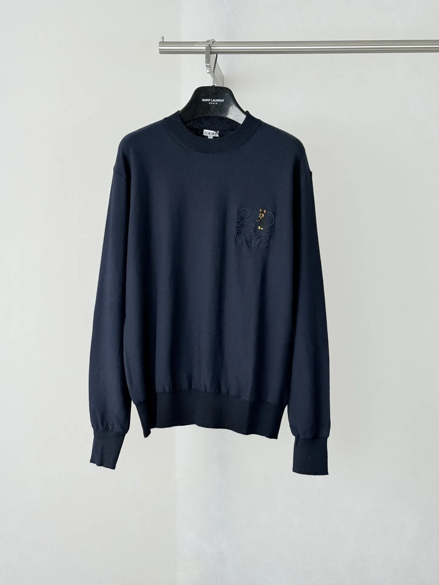 Anagram Animal Embroidery Crew-Neck Sweater D22522618