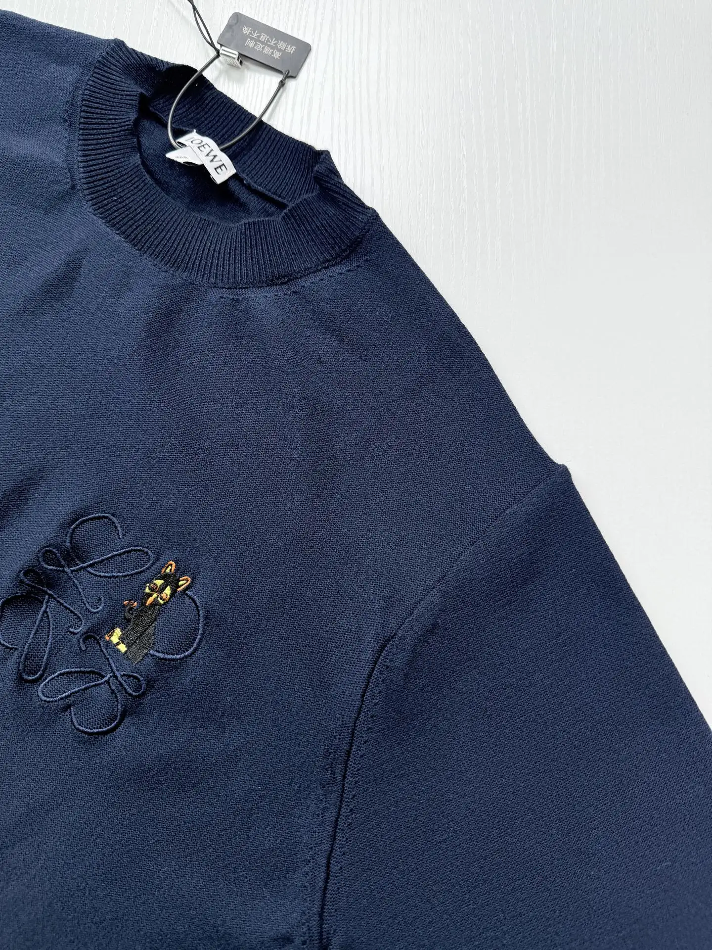 Anagram Animal Embroidery Crew-Neck Sweater D22522618 — view 8
