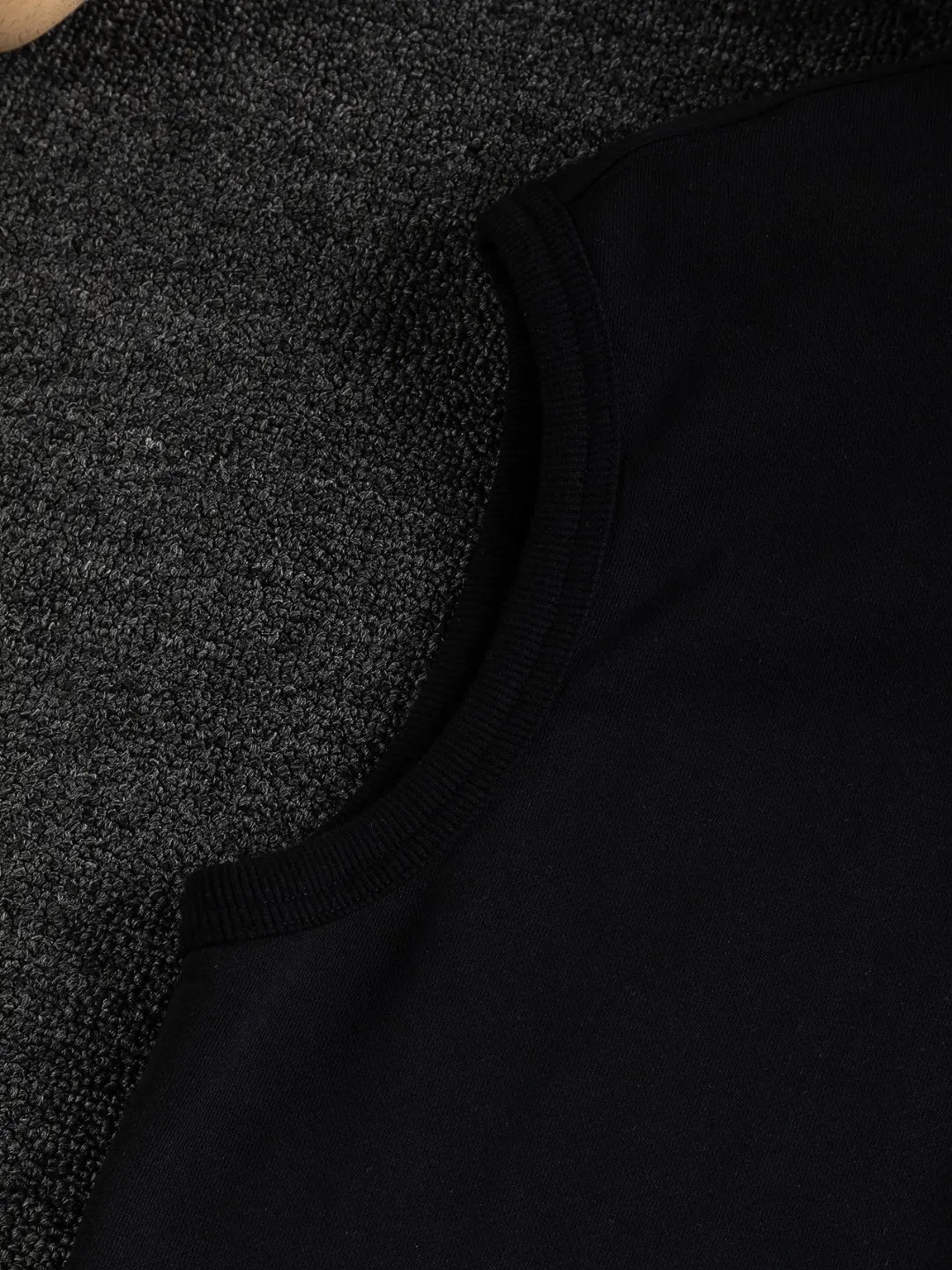Logo-Appliqué Zip-Up Hooded Gilet D22522820 — view 8