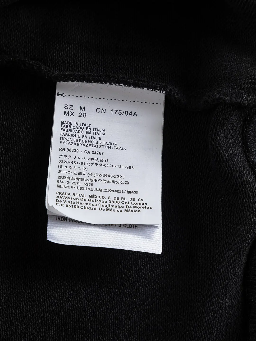 Logo-Appliqué Zip-Up Hooded Gilet D22522820 — view 14