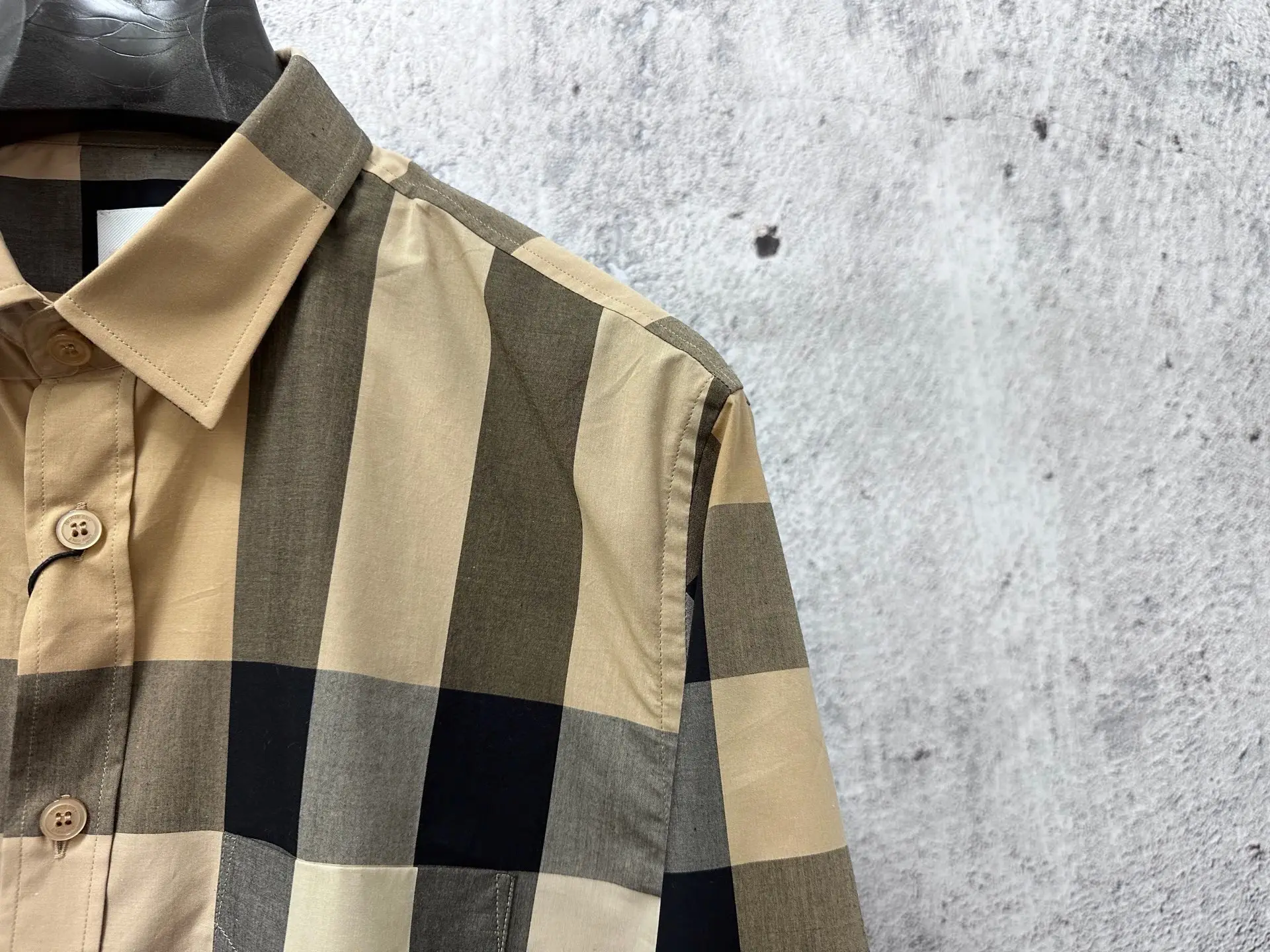 Classic Check Cotton Poplin Shirt D22523565 — view 3