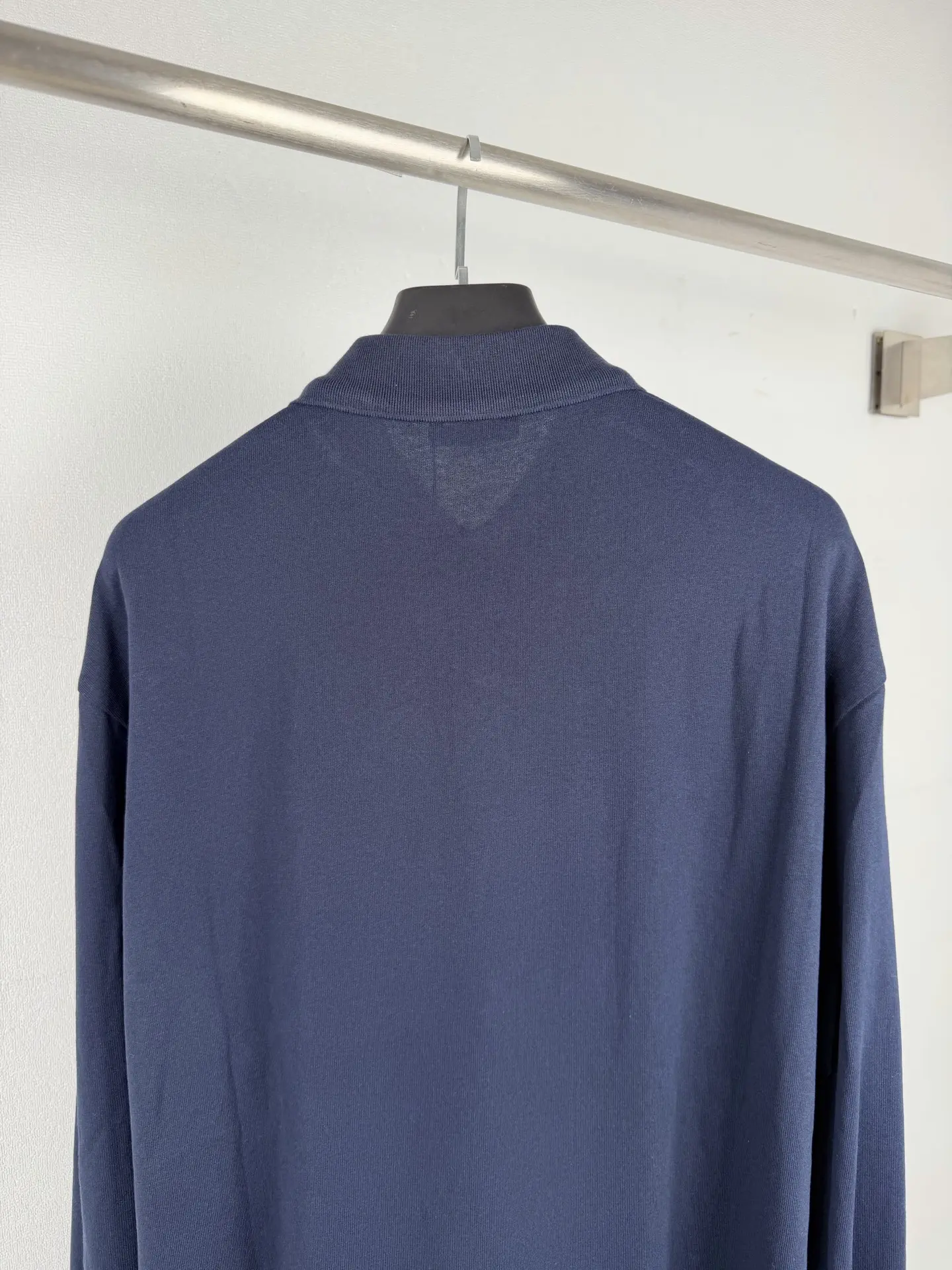 Logo-Label Long-Sleeved Polo Shirt D23021561 — view 4