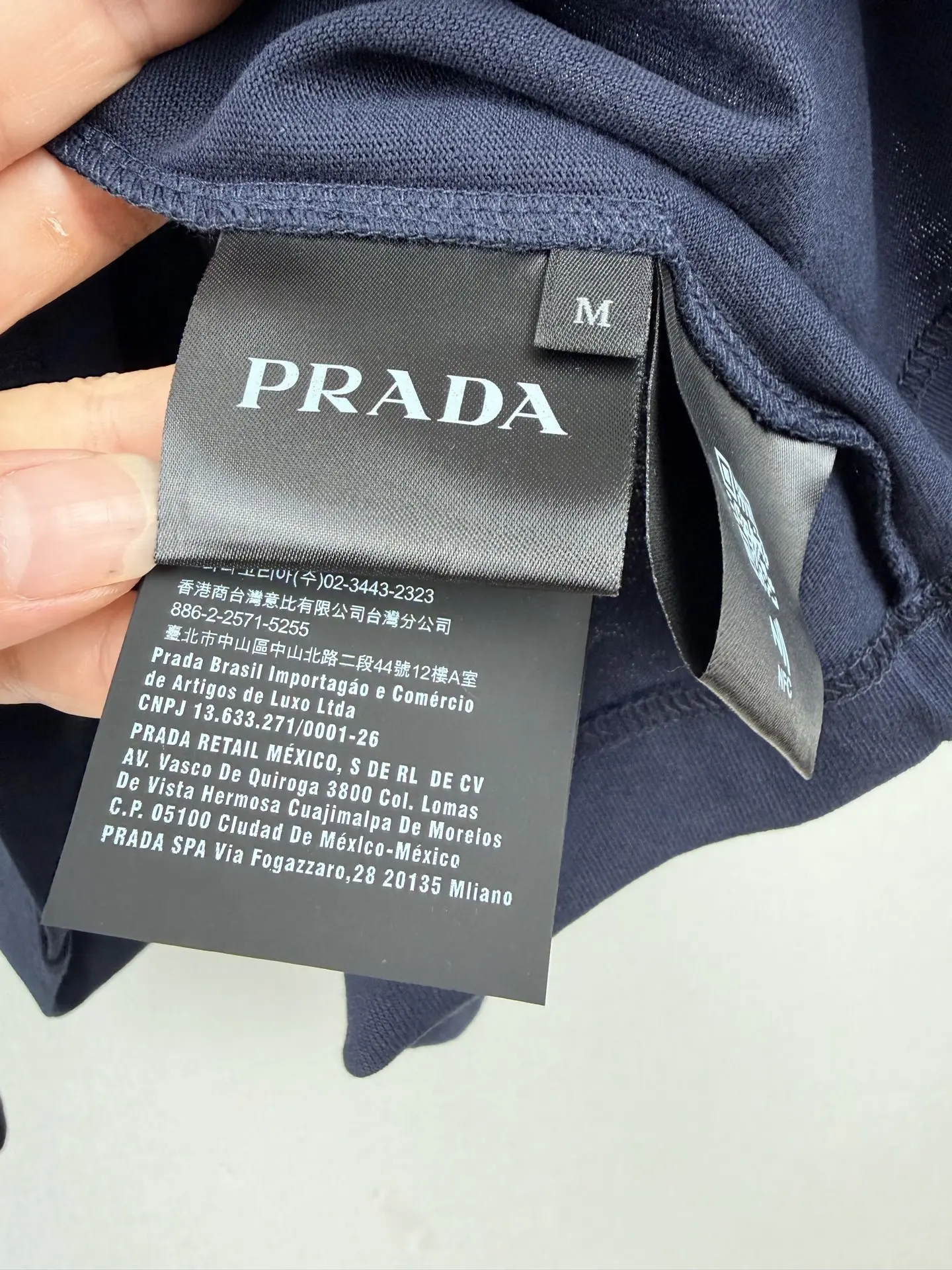 Logo-Label Long-Sleeved Polo Shirt D23021561 — view 11