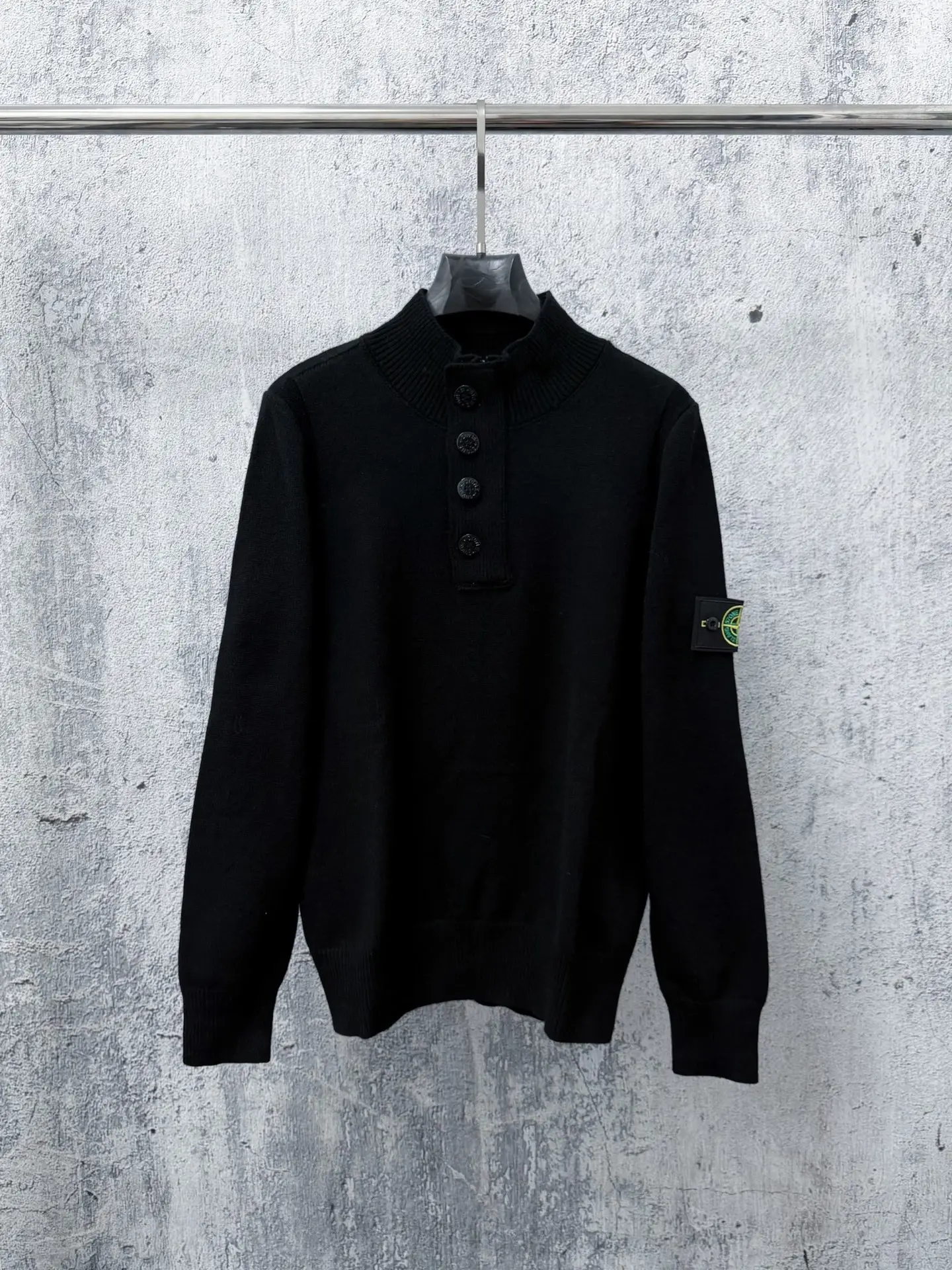 Button-Neck Wool Knit Sweater D23523559