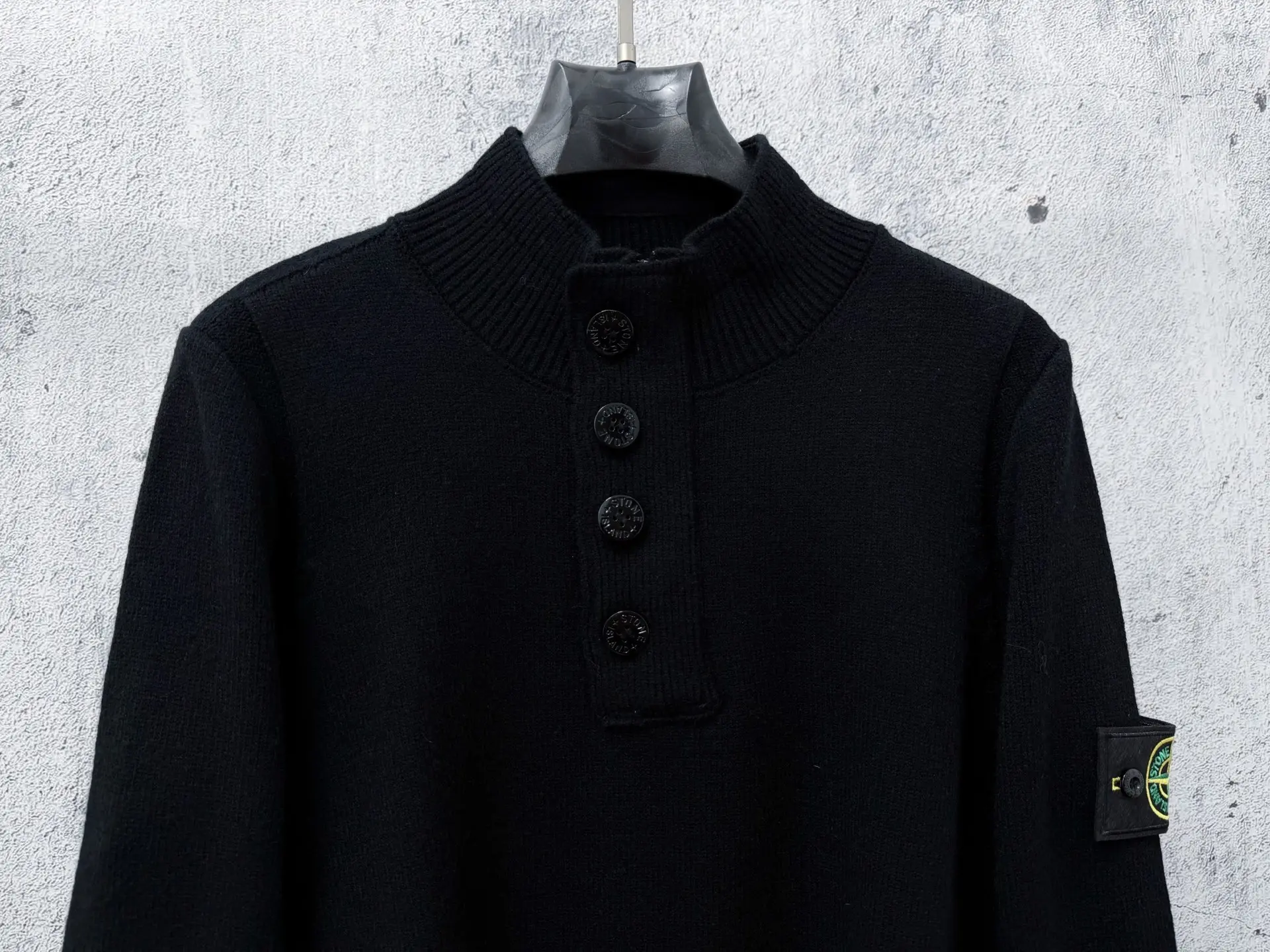 Button-Neck Wool Knit Sweater D23523559 — view 5