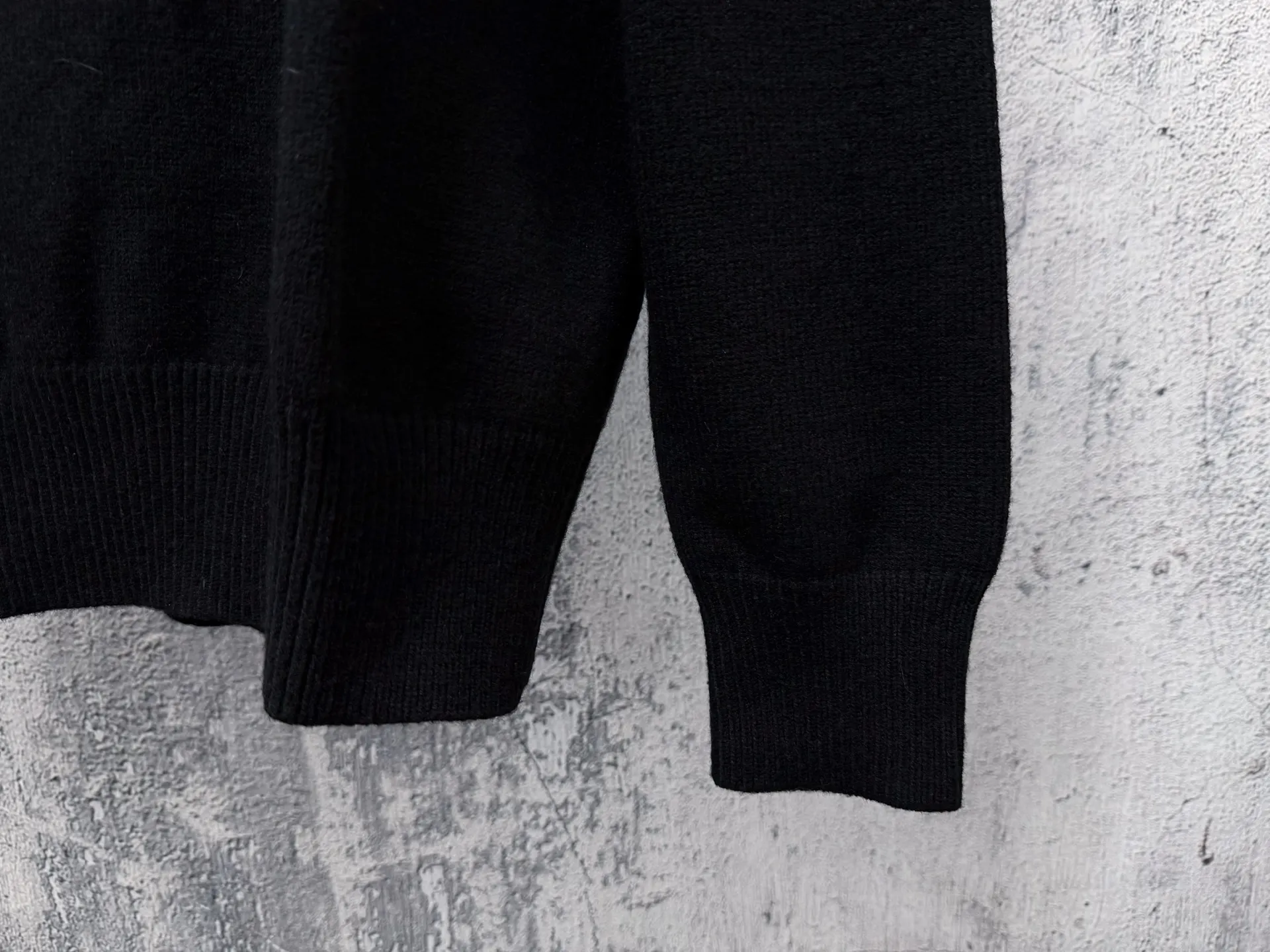 Button-Neck Wool Knit Sweater D23523559 — view 7