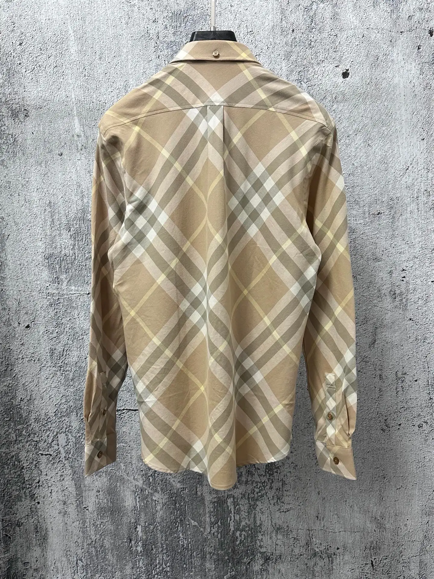 Diagonal Check Button-Down Shirt D23523574 — view 2