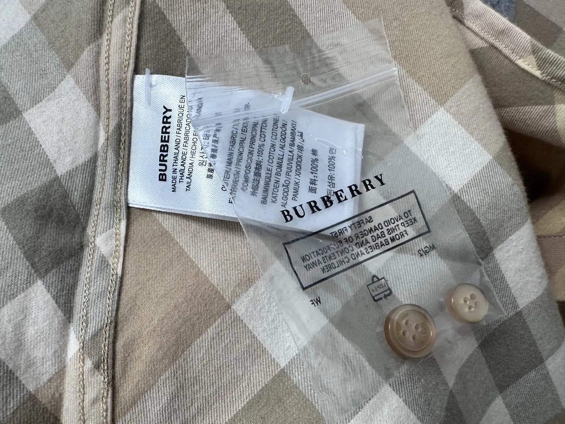 Diagonal Check Button-Down Shirt D23523574 — view 9