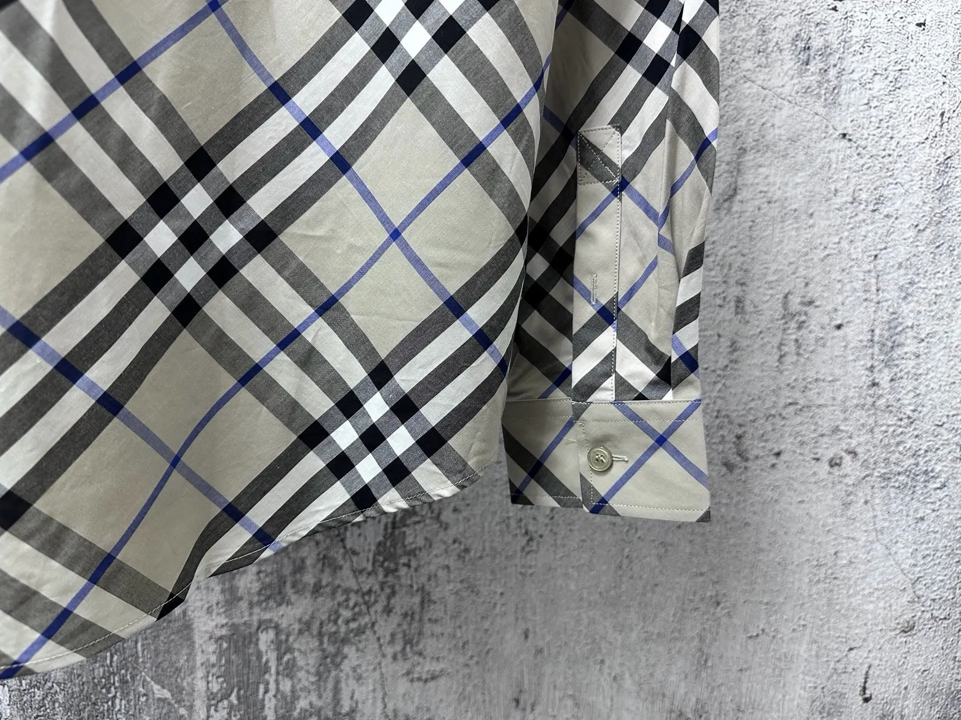 Check Technical Twill Long-Sleeved Shirt D23523575 — view 8