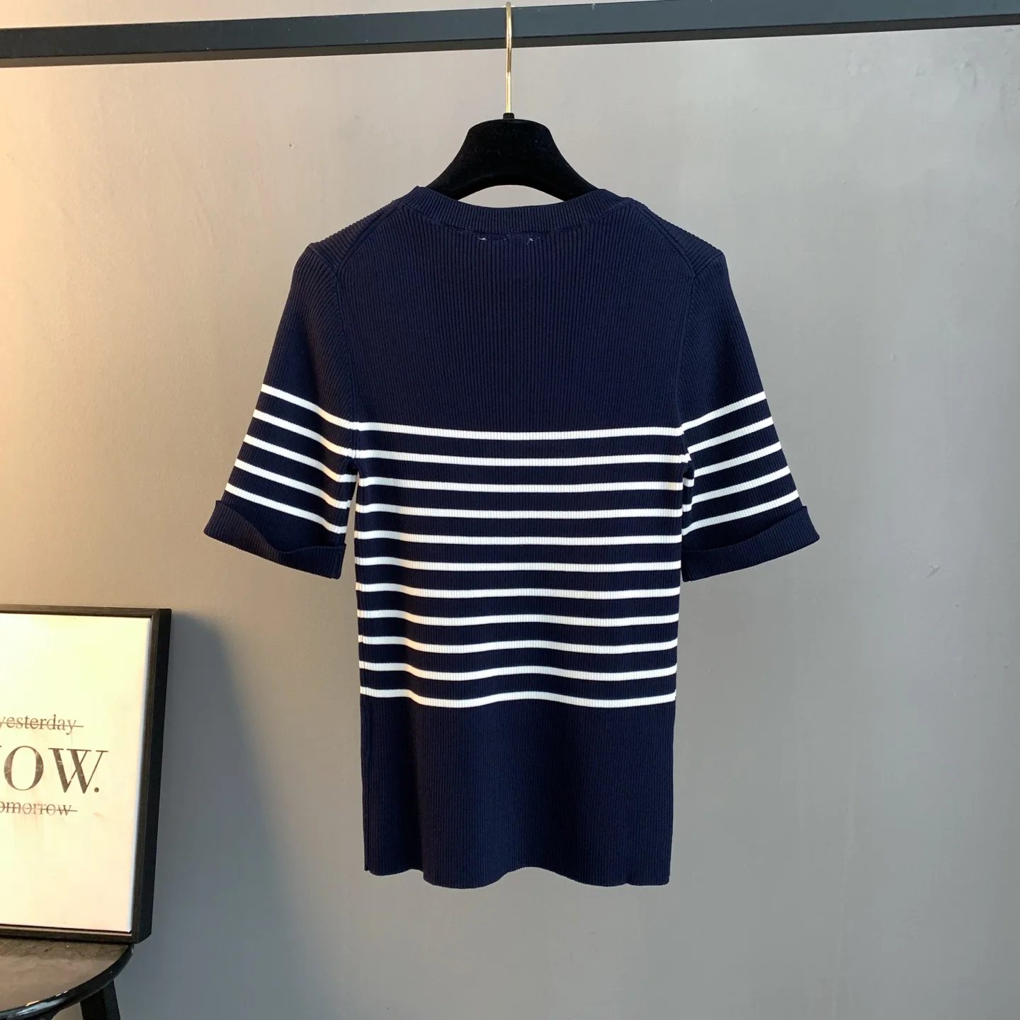 Striped Logo Ribbed Knit Top D23522900 — view 2