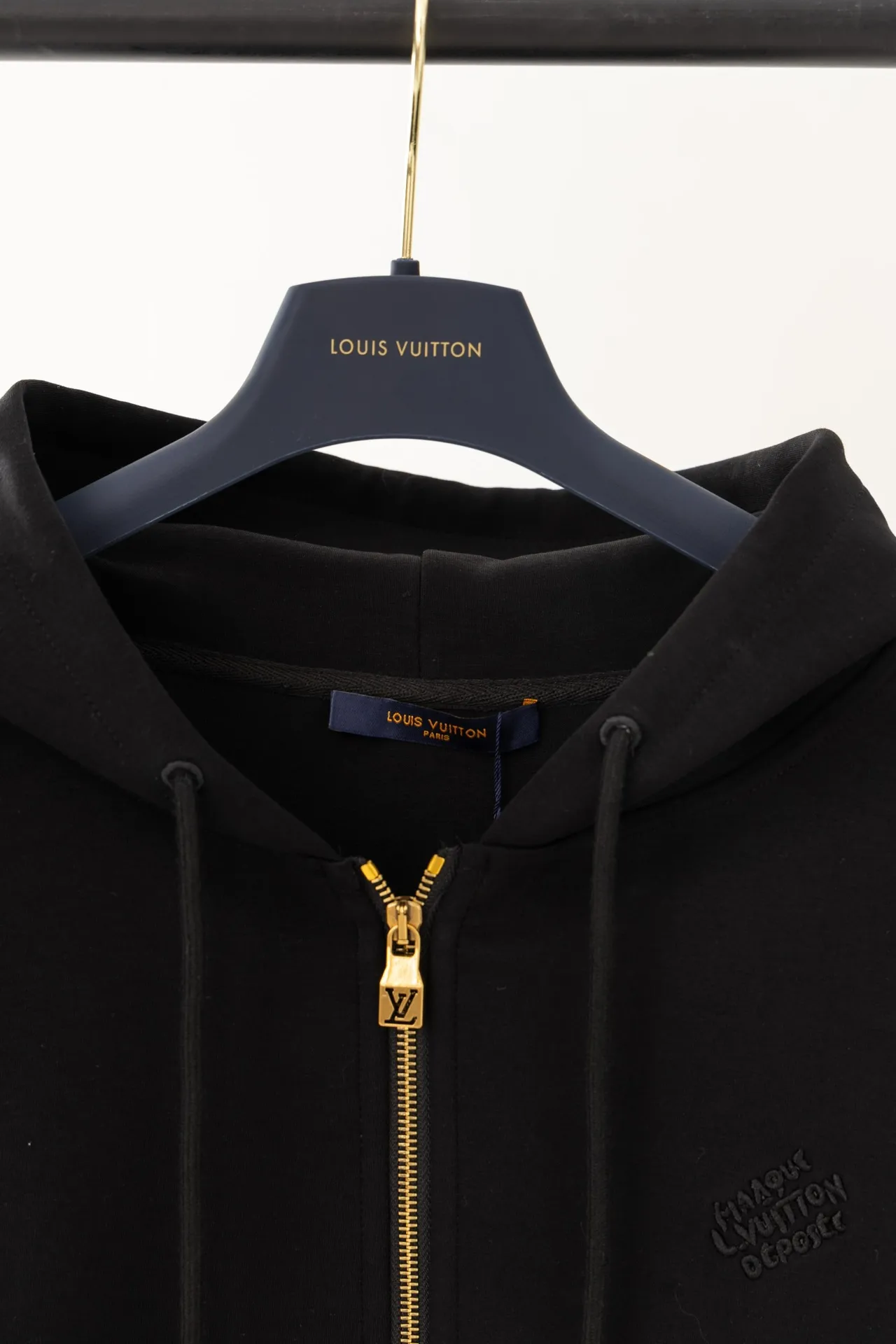 Logo Embroidered Zip-Up Hoodie with Pearl Details D24019904 — view 3