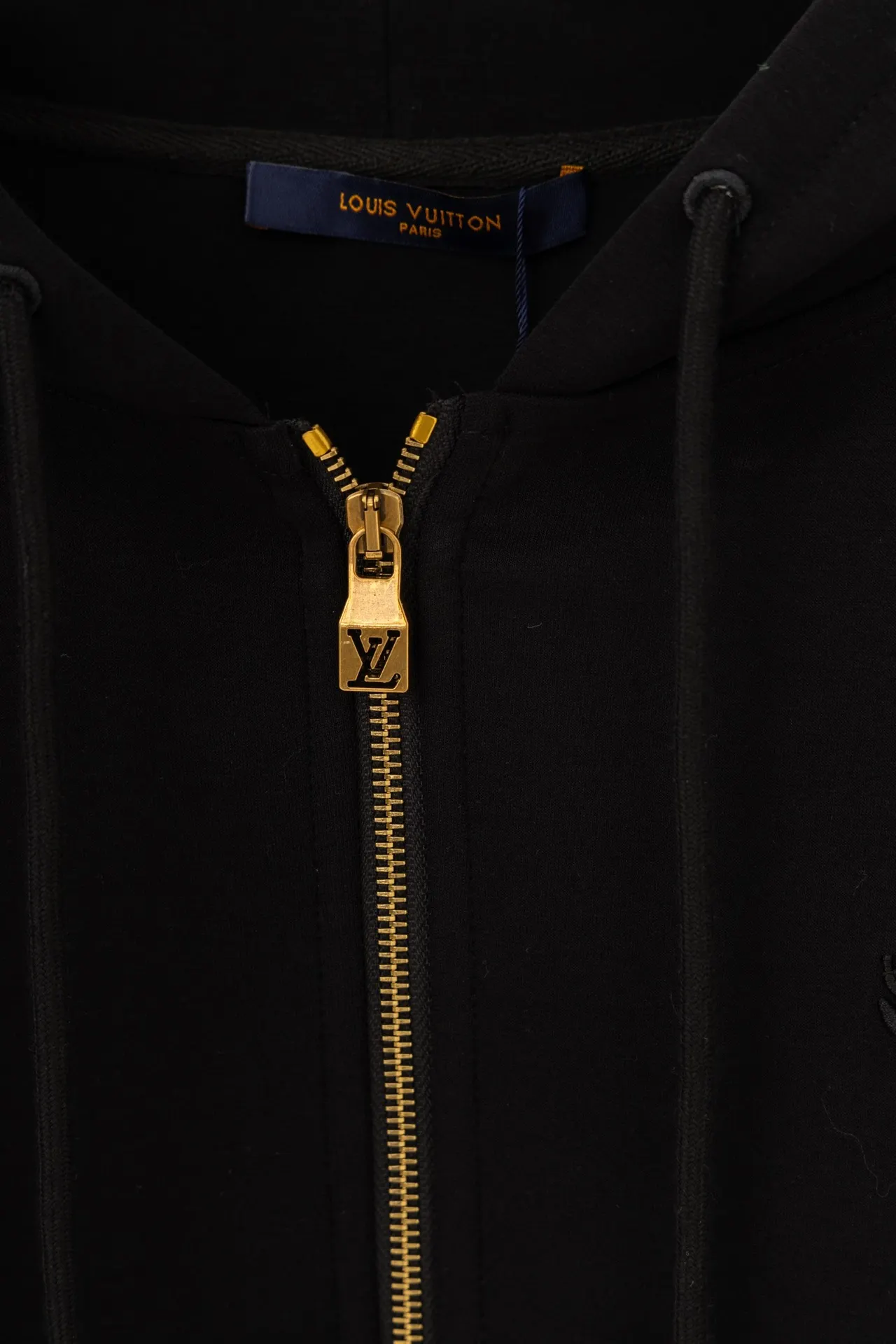 Logo Embroidered Zip-Up Hoodie with Pearl Details D24019904 — view 6
