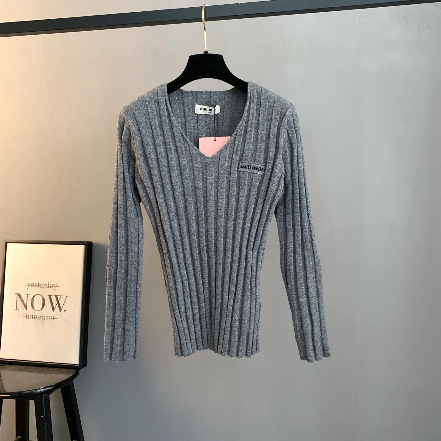 Ribbed Merino Wool V-Neck Sweater D24022890