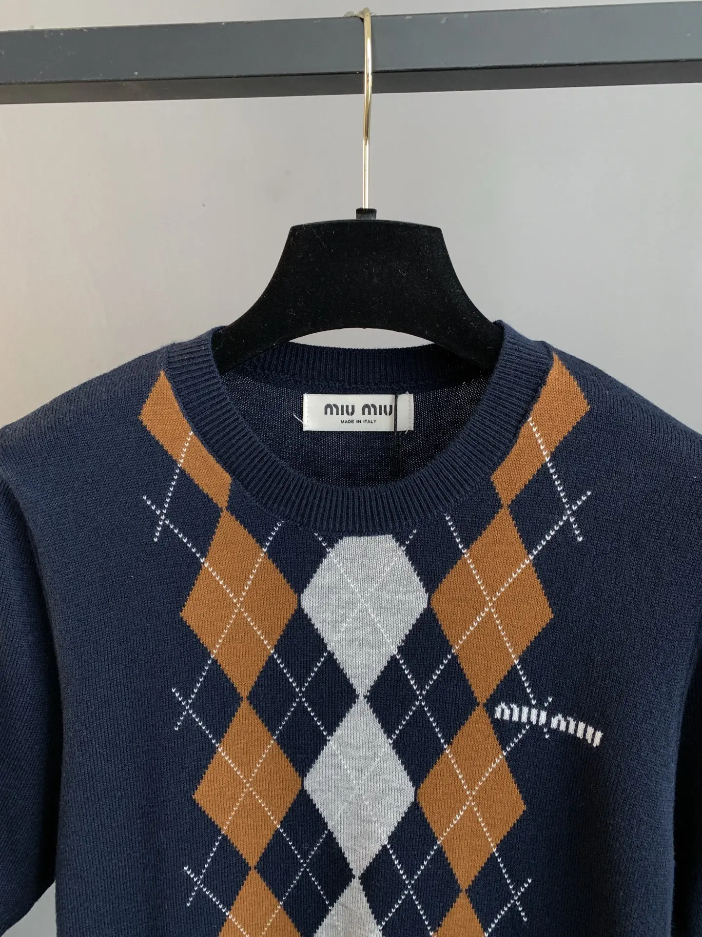 Argyle Intarsia Knit Short-Sleeve Sweater D24022759 — view 7